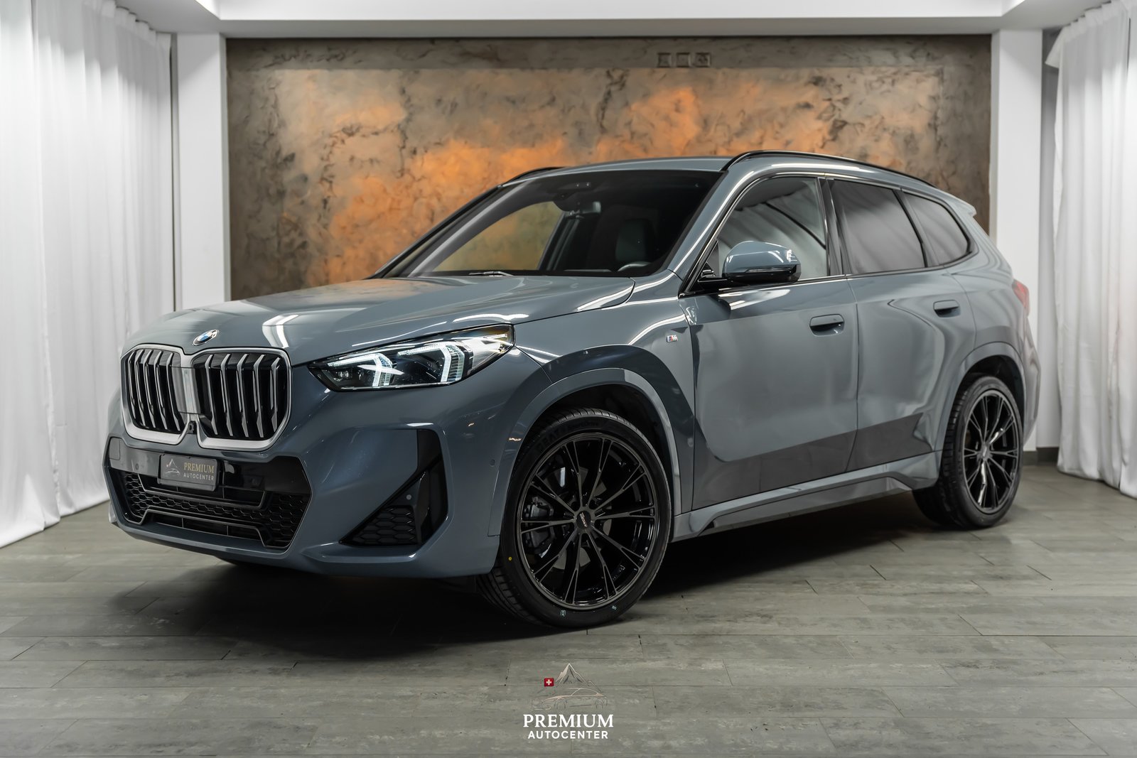 BMW X1 sDrive 20i 48V M Sport *Facelift*Panorama*360*Head-Up