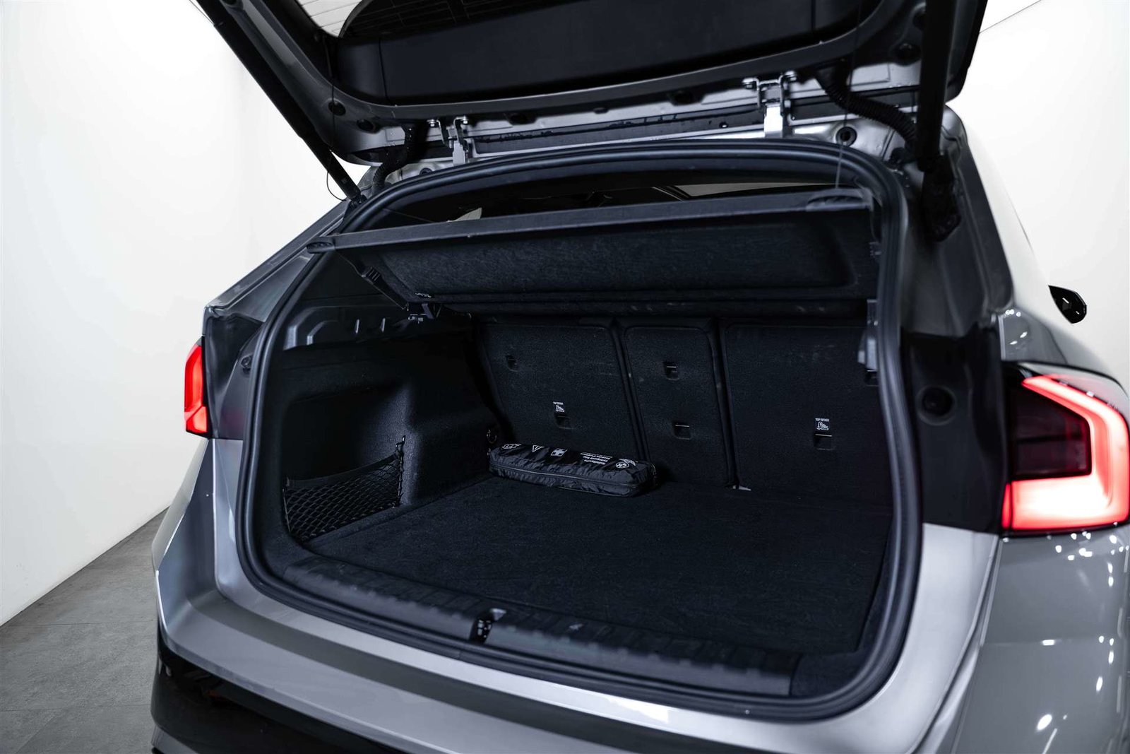 BMW X1 20d 48V M Sport Pro 163PS, Mild-Hybrid Diesel/Electric, Second hand / Used, Automatic - 5