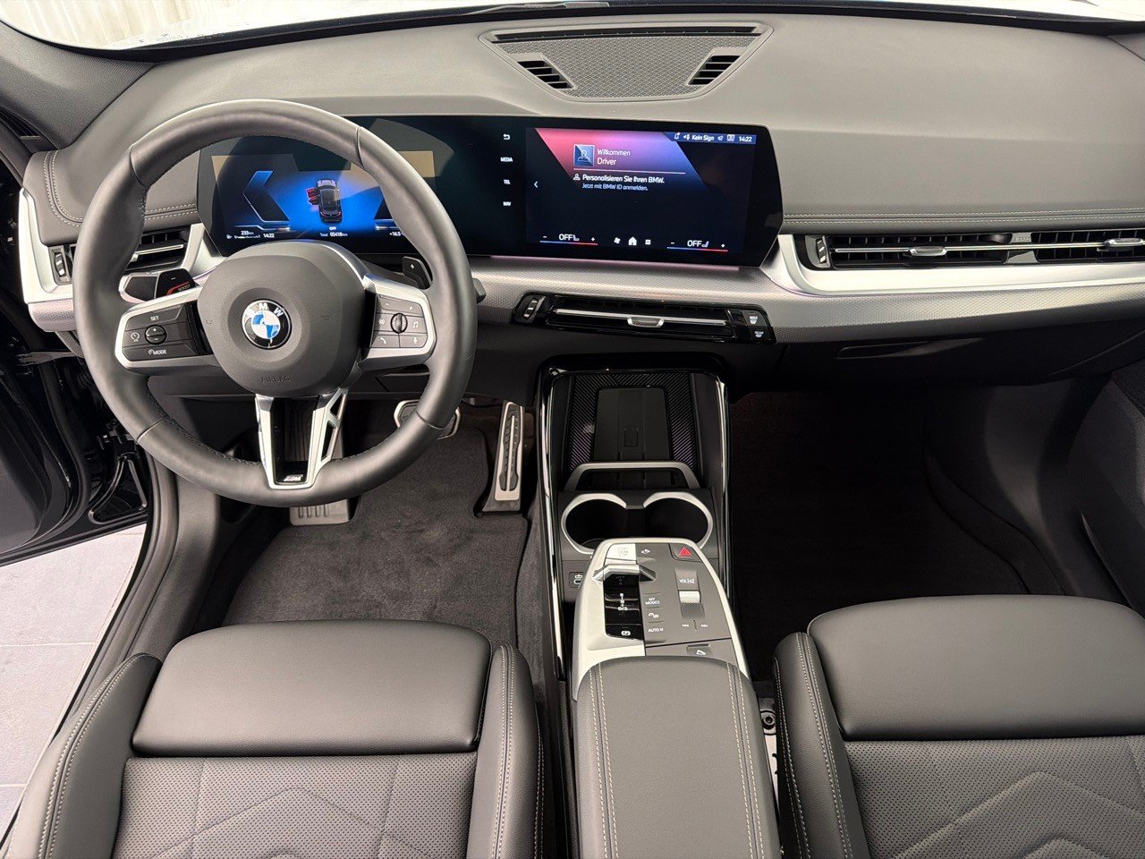 BMW X1 sDrive 18i M Sport, Benzin, Occasion / Gebraucht, Automatik - 7