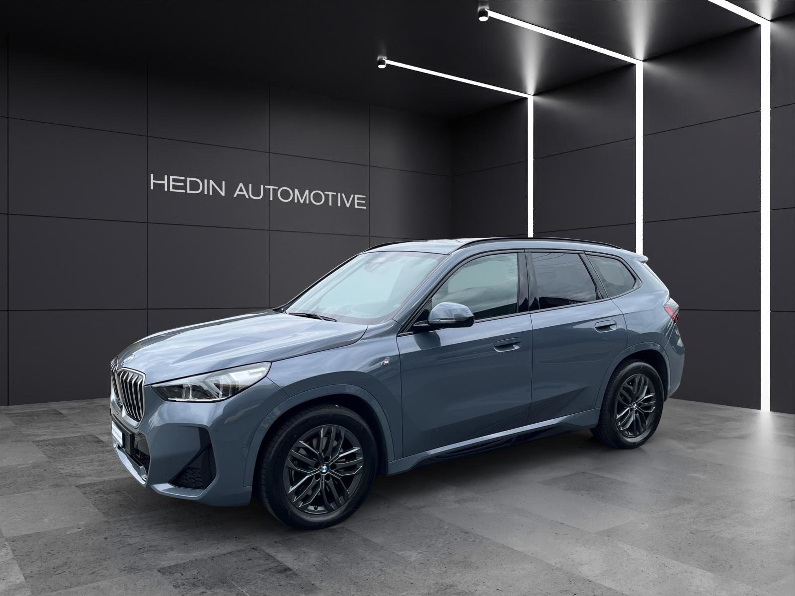 BMW X1 23i xDrive paddles