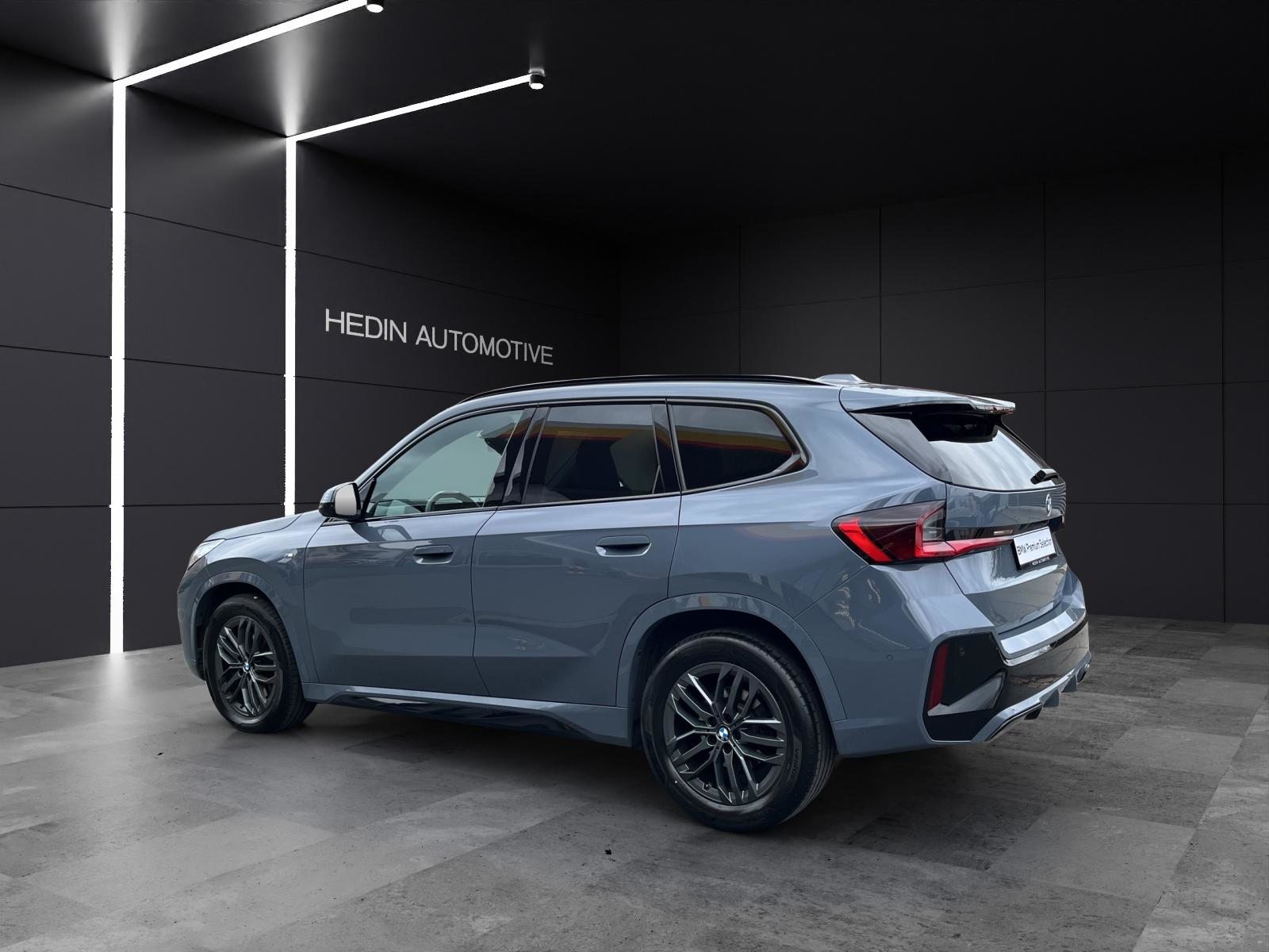 BMW X1 23i xDrive paddles, Mild-Hybrid Benzin/Elektro, Occasion / Gebraucht, Automatik - 3
