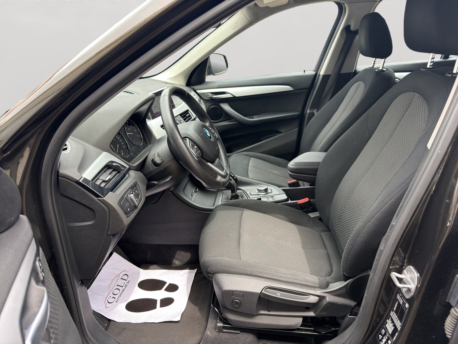 BMW X1 18d Essential Edition Steptronic, Diesel, Second hand / Used, Automatic - 6
