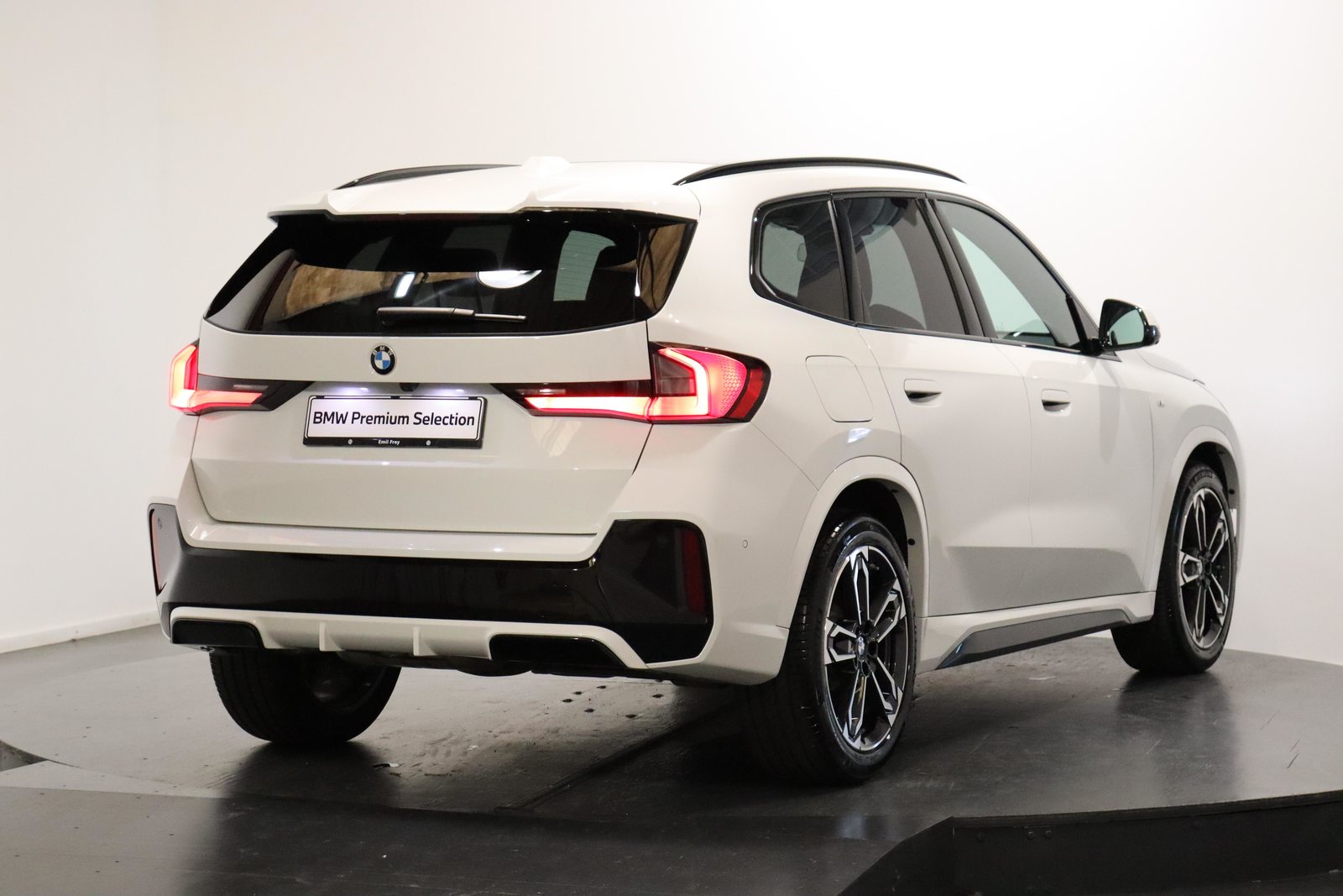 BMW X1 20d xDrive paddles, Mild-Hybrid Diesel/Elektro, Occasion / Gebraucht, Automatik - 2
