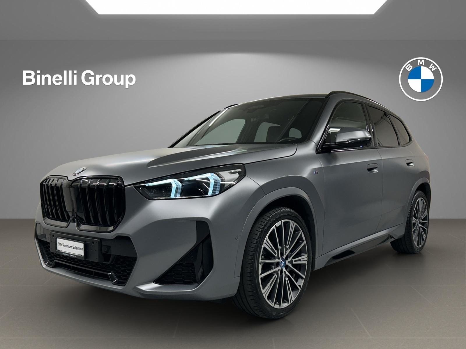 BMW X1 23d xDrive paddles