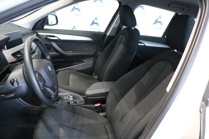 BMW X1 18d Steptronic, Diesel, Occasion / Gebraucht, Automatik - 2