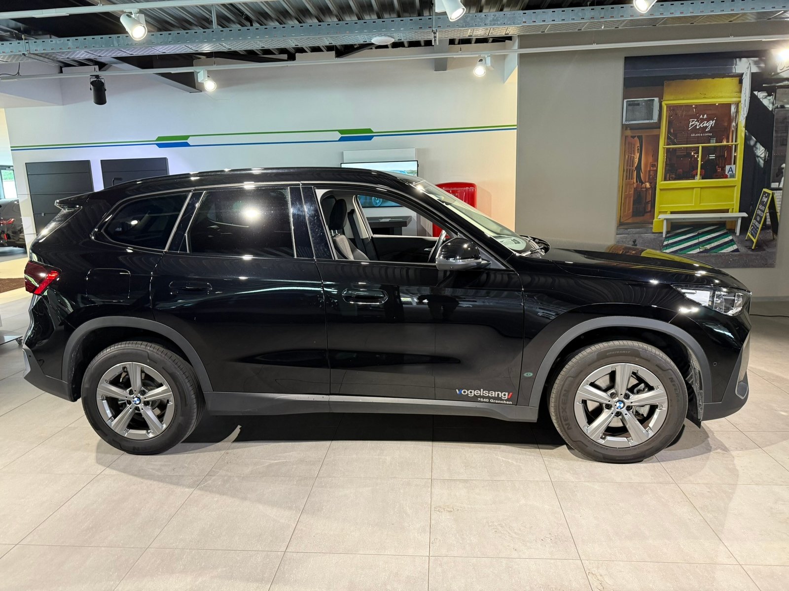 BMW X1 sDrive 18i, Benzin, Occasion / Gebraucht, Automatik - 6