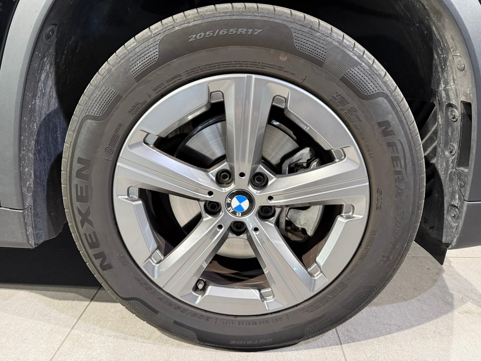 BMW X1 sDrive 18i, Benzin, Occasion / Gebraucht, Automatik - 7
