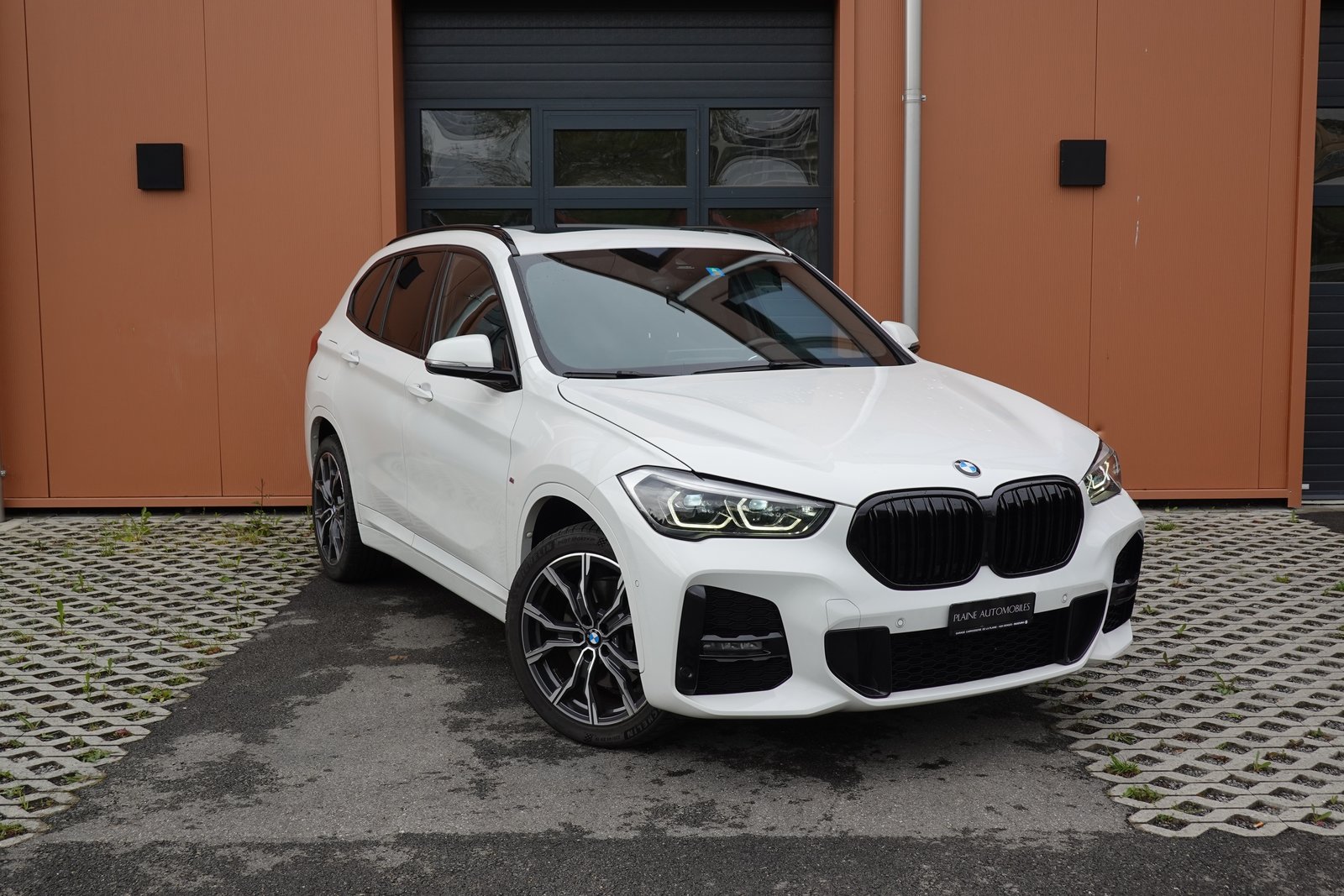 BMW X1 20i M Sport - CH Auto * Jantes 19' * Toit Ouvr