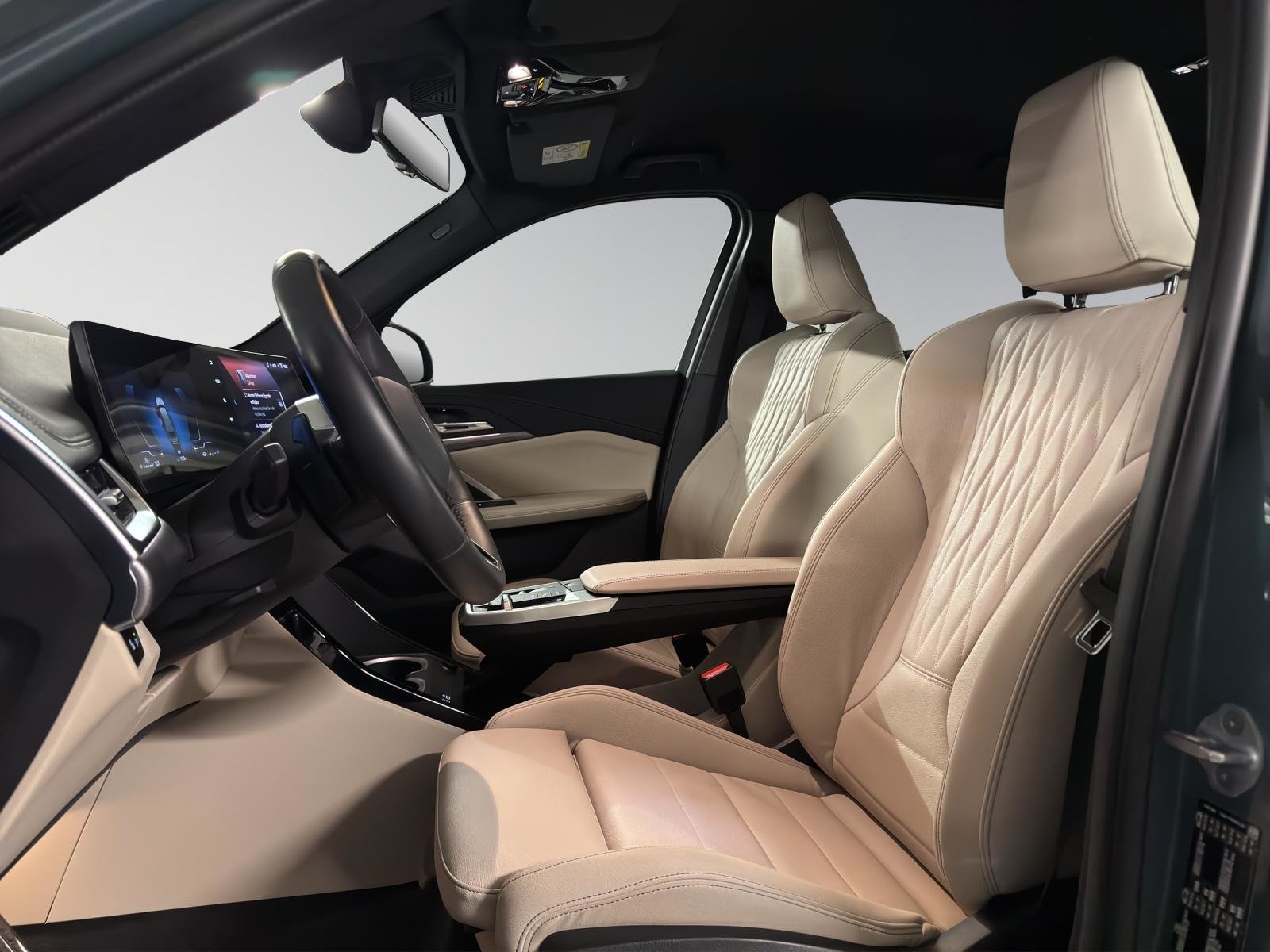 BMW X1 23i paddles, Mild-Hybrid Petrol/Electric, Second hand / Used, Automatic - 6