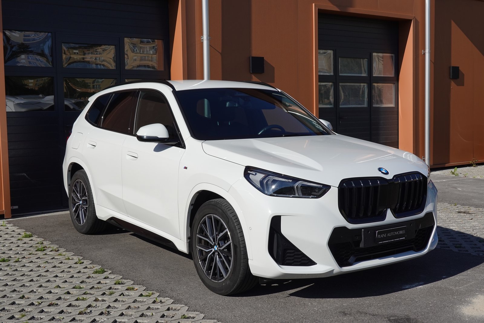 BMW X1 sDrive 18i M Sport * Véhicule CH * Caméra + Capteur, Petrol, Second hand / Used, Automatic - 3