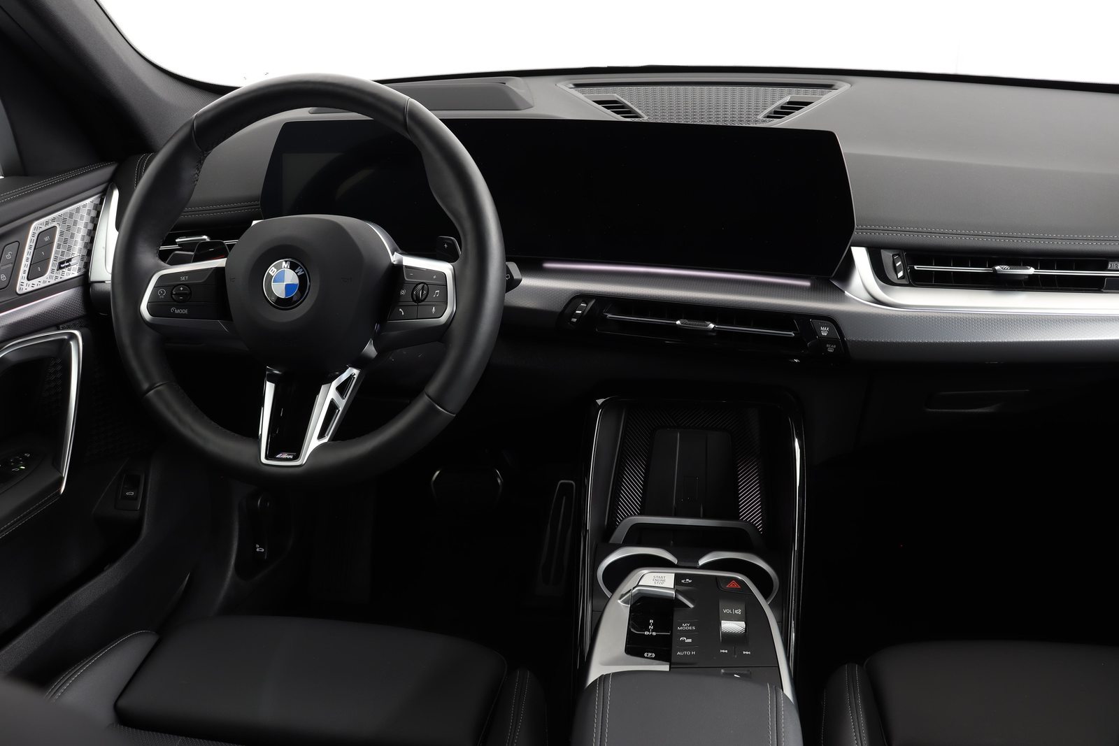 BMW X1 23i xDrive paddles, Hybride Léger Essence/Électricité, Occasion / Utilisé, Automatique - 3