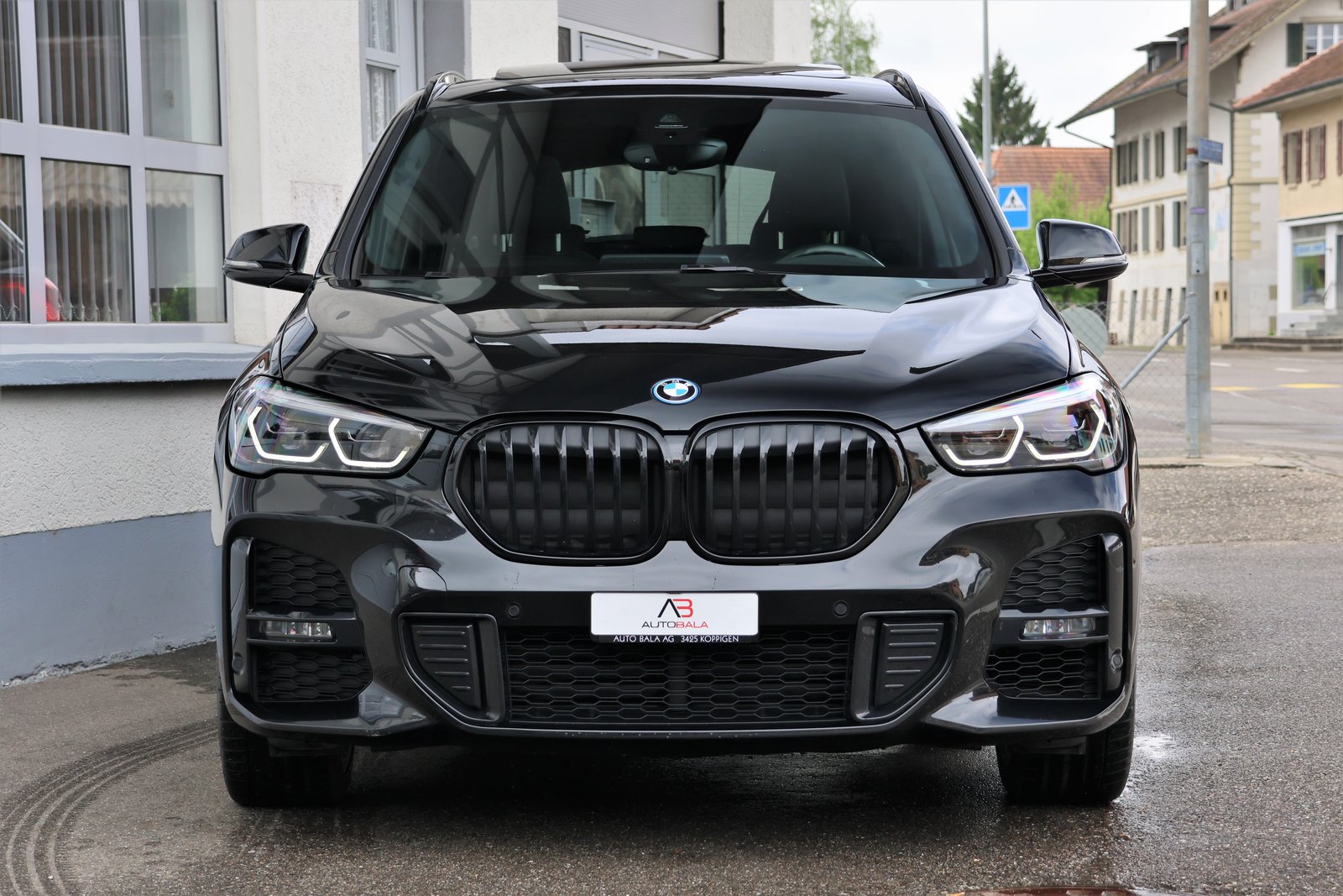 BMW X1 25e M Sport Steptronic, Plug-in-Hybrid Petrol/Electric, Second hand / Used, Automatic - 2