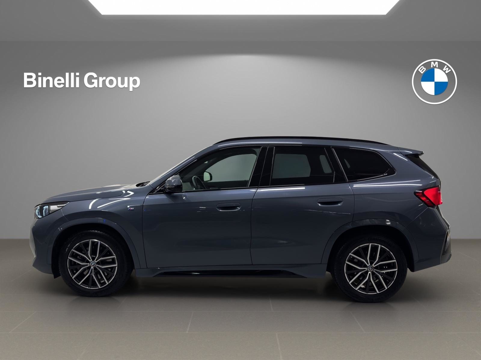 BMW X1 23i xDrive paddles, Mild-Hybrid Petrol/Electric, Second hand / Used, Automatic - 2