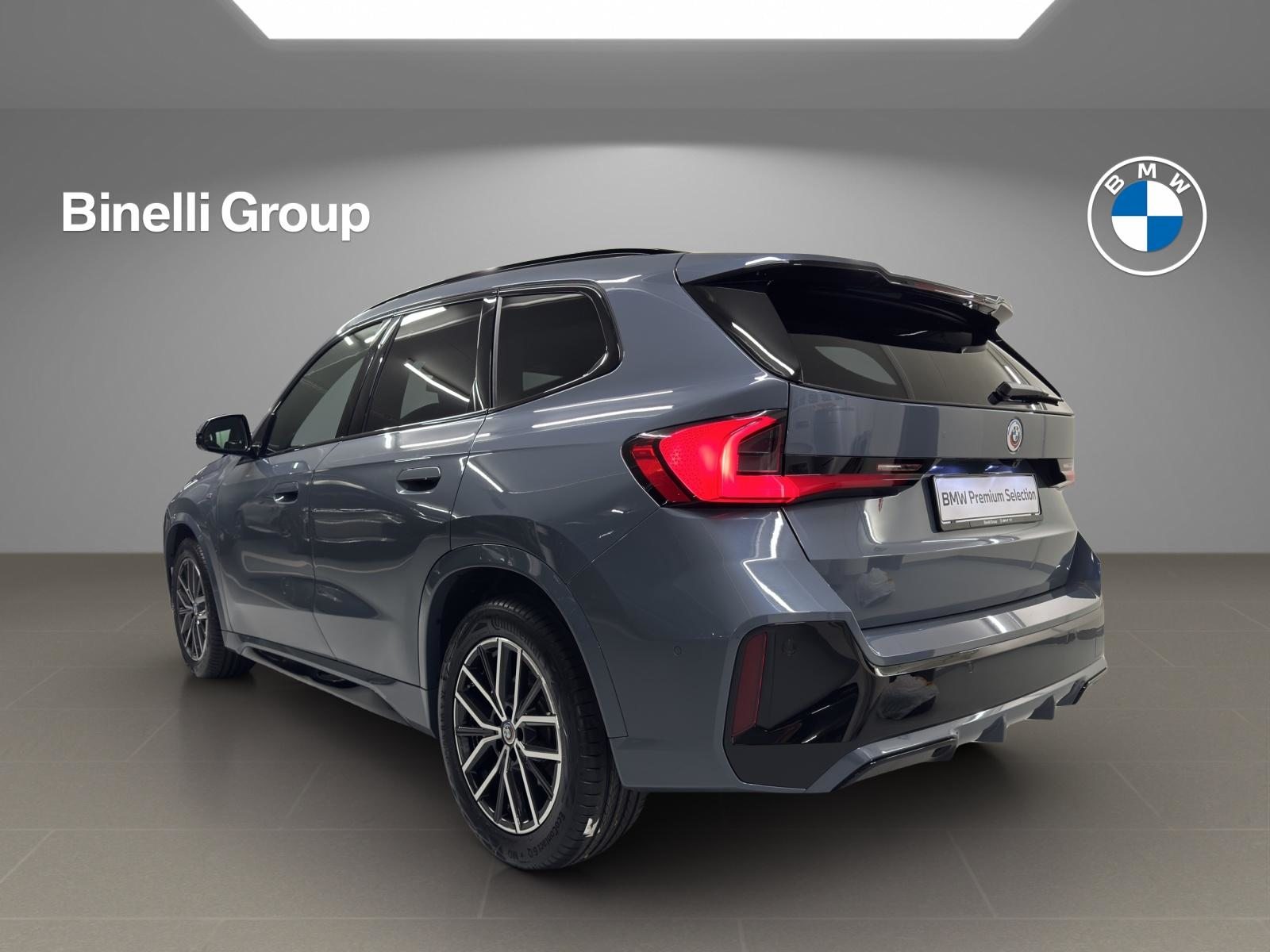 BMW X1 23i xDrive paddles, Mild-Hybrid Petrol/Electric, Second hand / Used, Automatic - 3