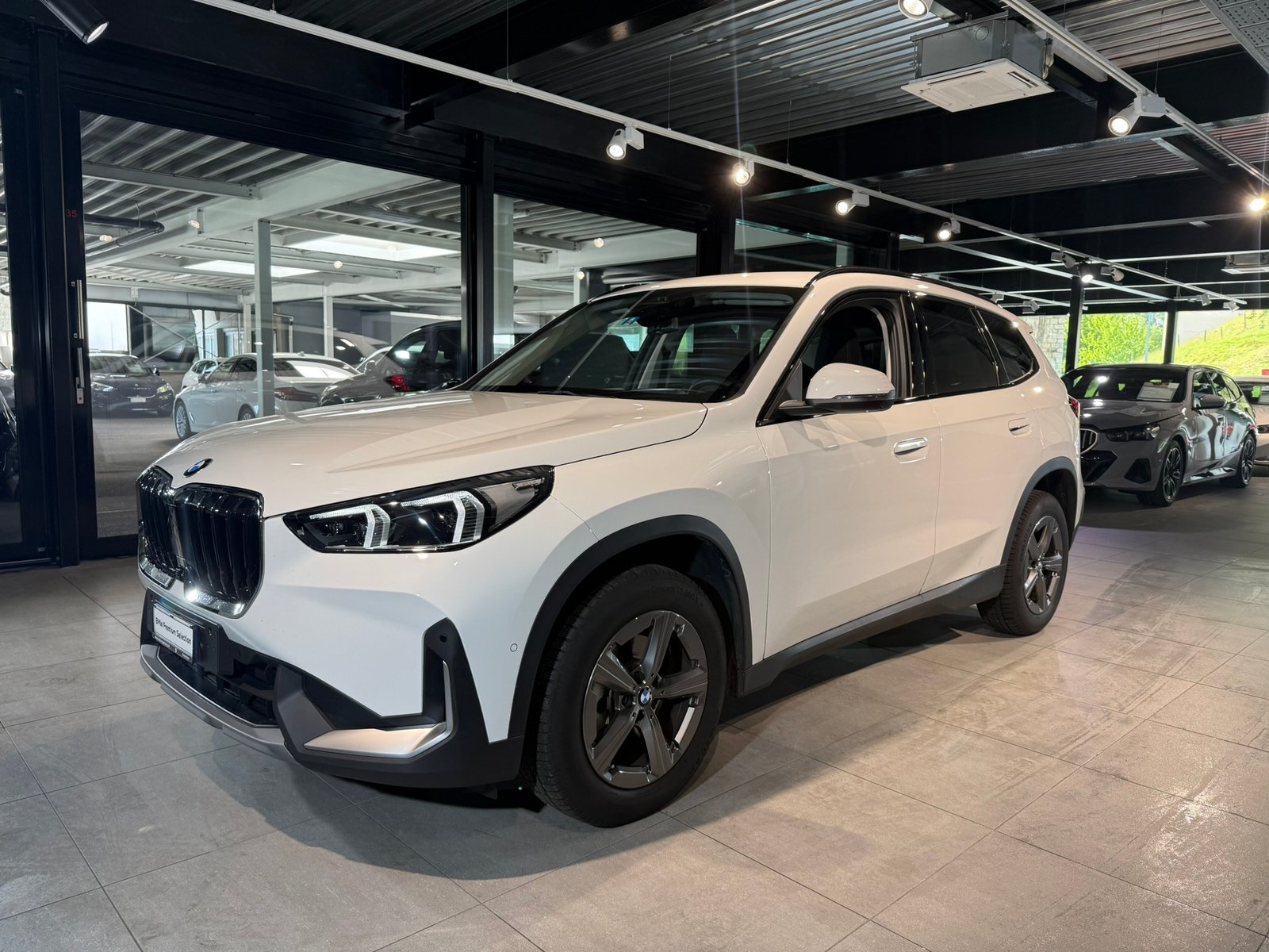 BMW X1 sDrive 18i, Petrol, Second hand / Used, Automatic - 2