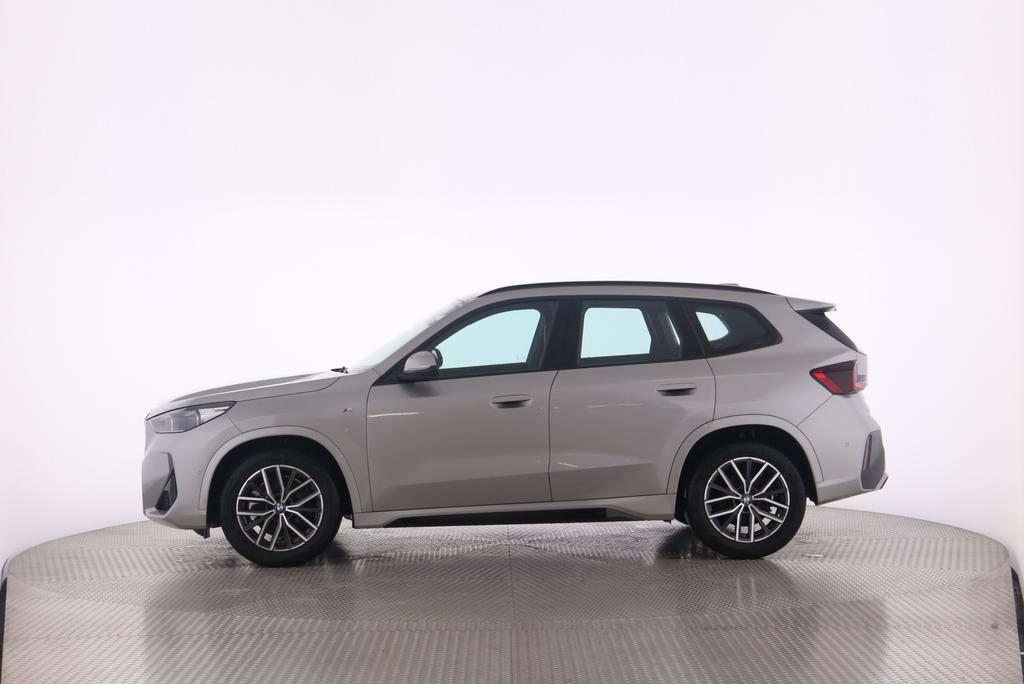 BMW X1 23d xDrive, Mild-Hybrid Diesel/Electric, Second hand / Used, Automatic - 4