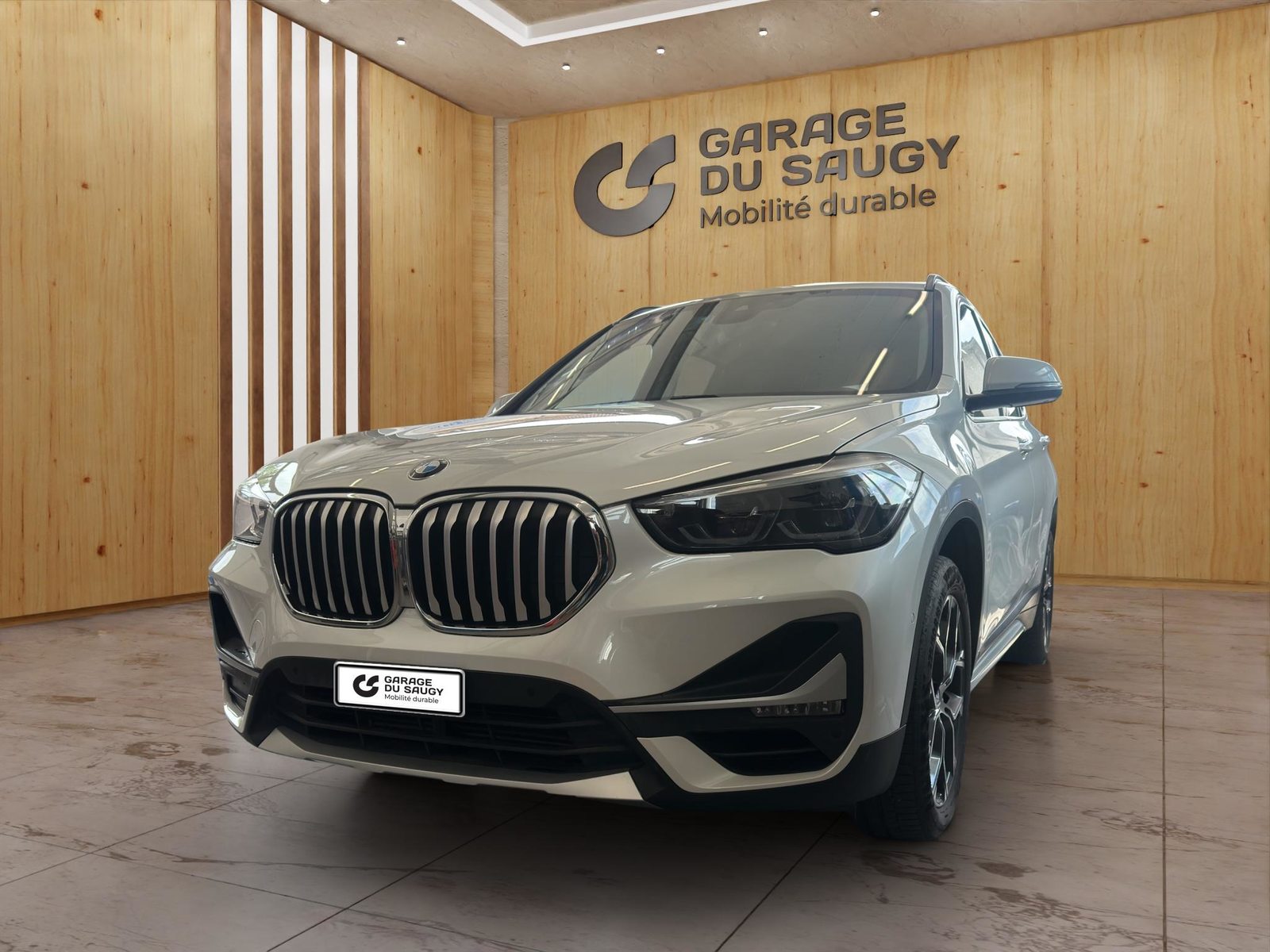 BMW X1 20i xDrive SAG