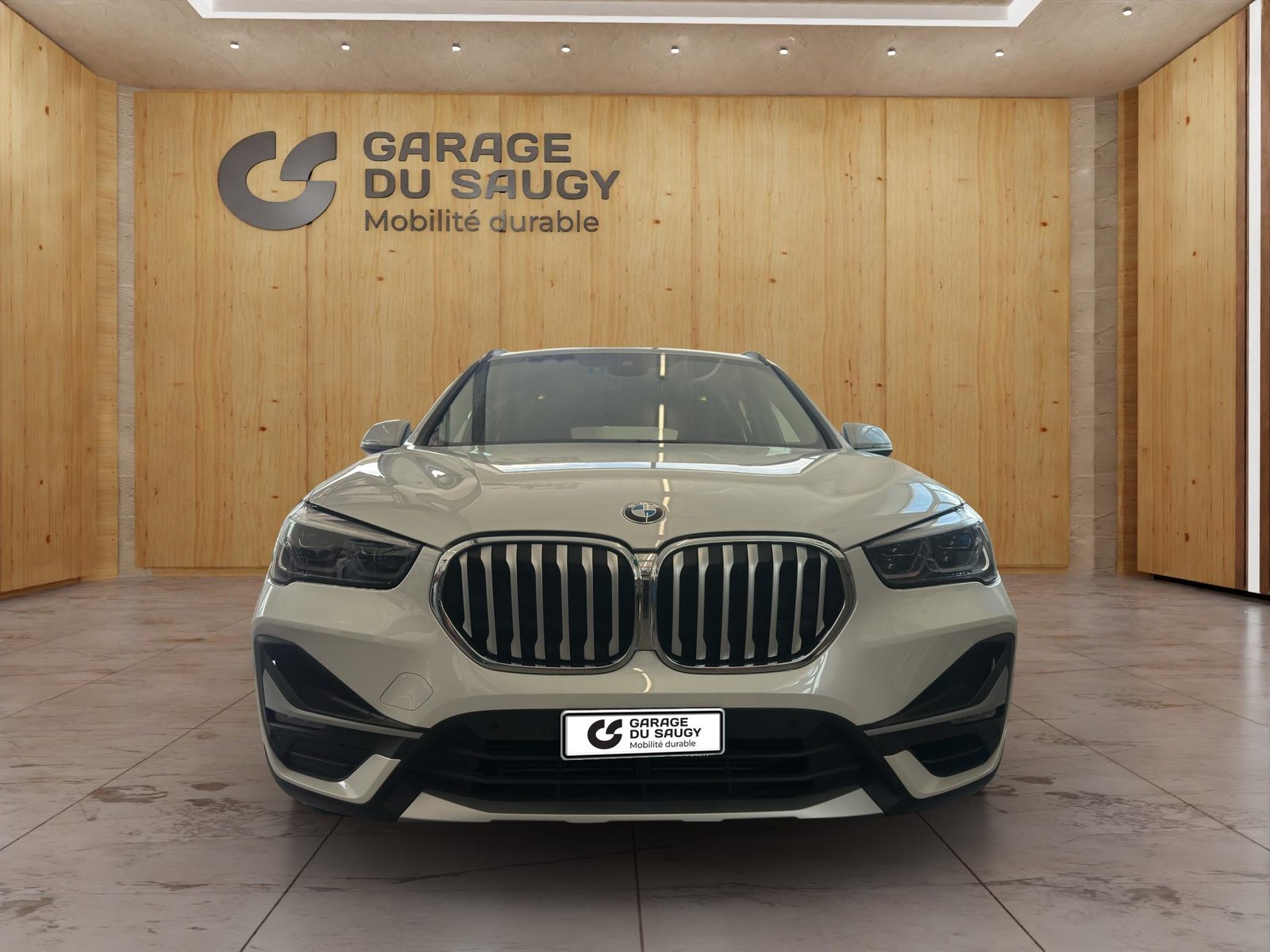 BMW X1 20i xDrive SAG, Petrol, Second hand / Used, Automatic - 2