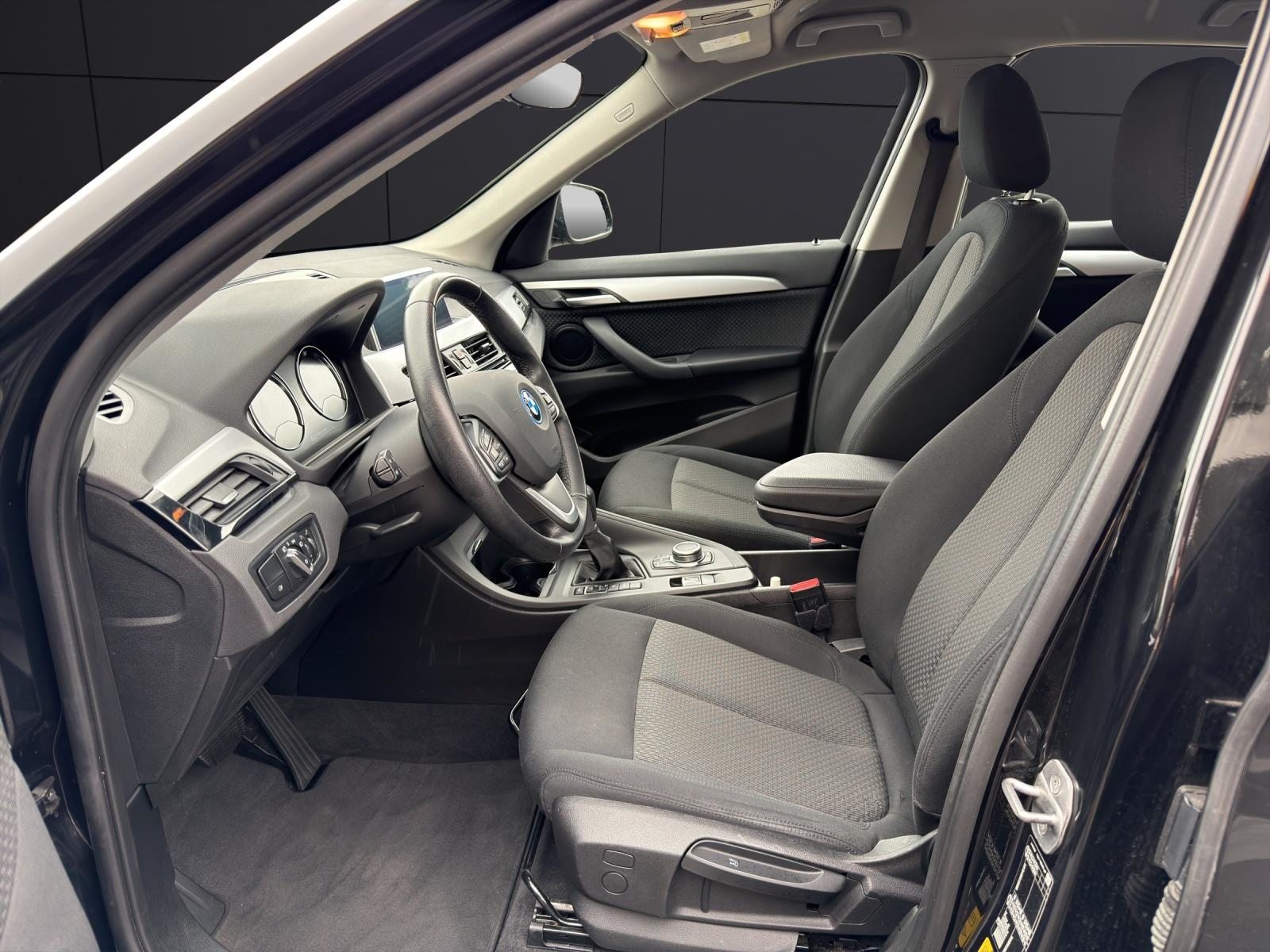BMW X1 25e xDrive, Plug-in-Hybrid Petrol/Electric, Second hand / Used, Automatic - 2