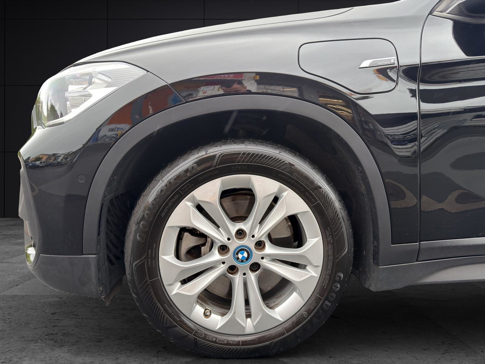 BMW X1 25e xDrive, Plug-in-Hybrid Petrol/Electric, Second hand / Used, Automatic - 5