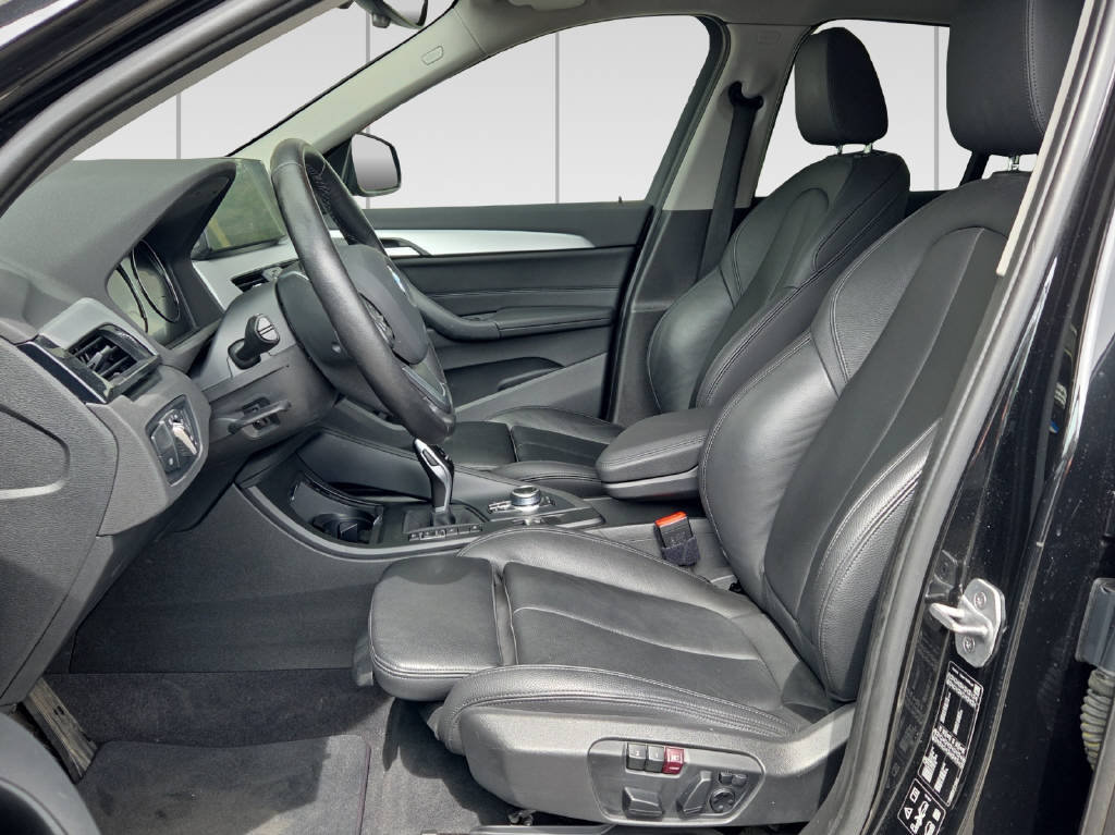 BMW X1 20i, Essence, Occasion / Utilisé, Automatique - 4