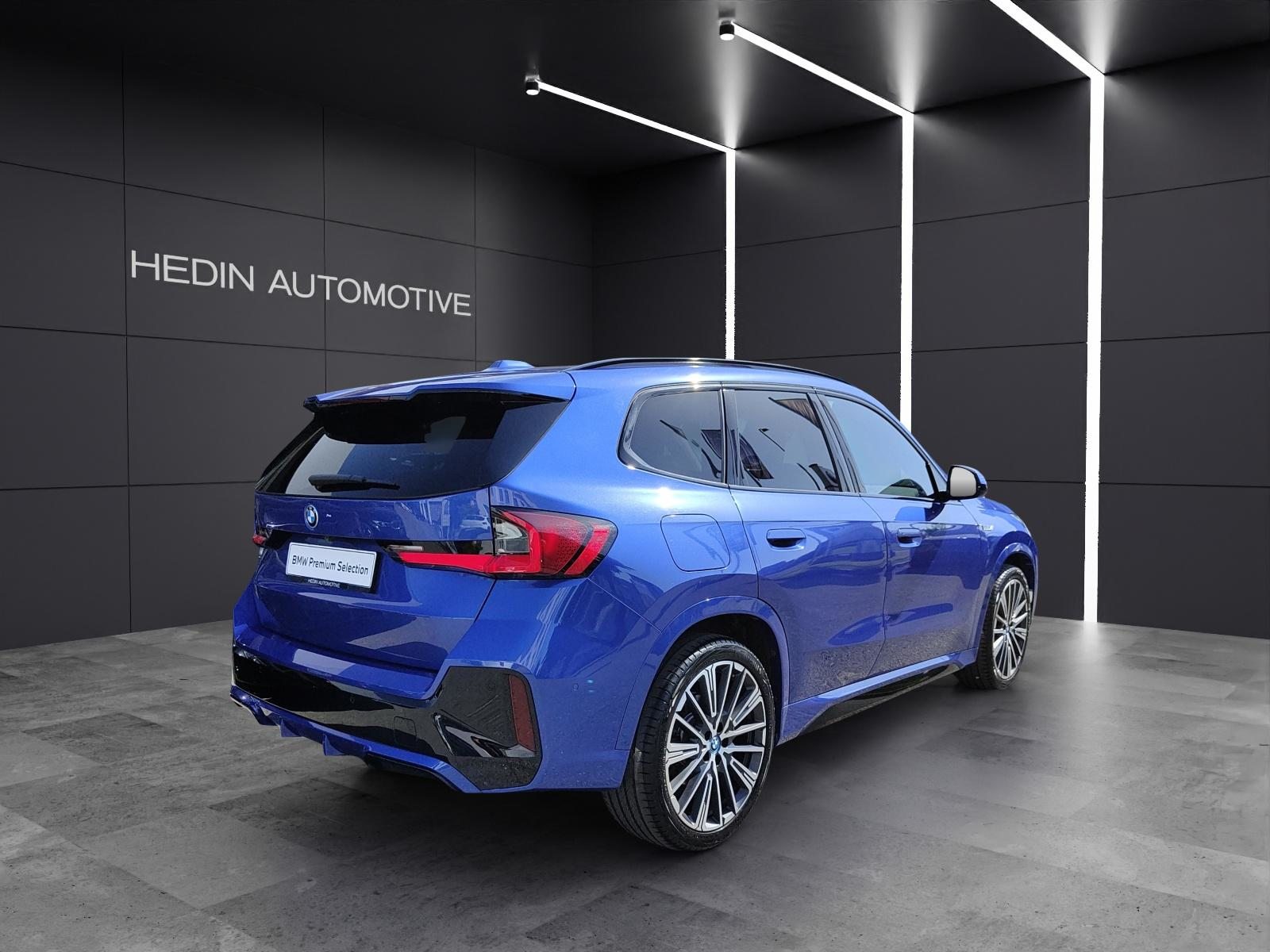 BMW X1 30e xDrive paddles, Plug-in-Hybrid Benzin/Elektro, Occasion / Gebraucht, Automatik - 6