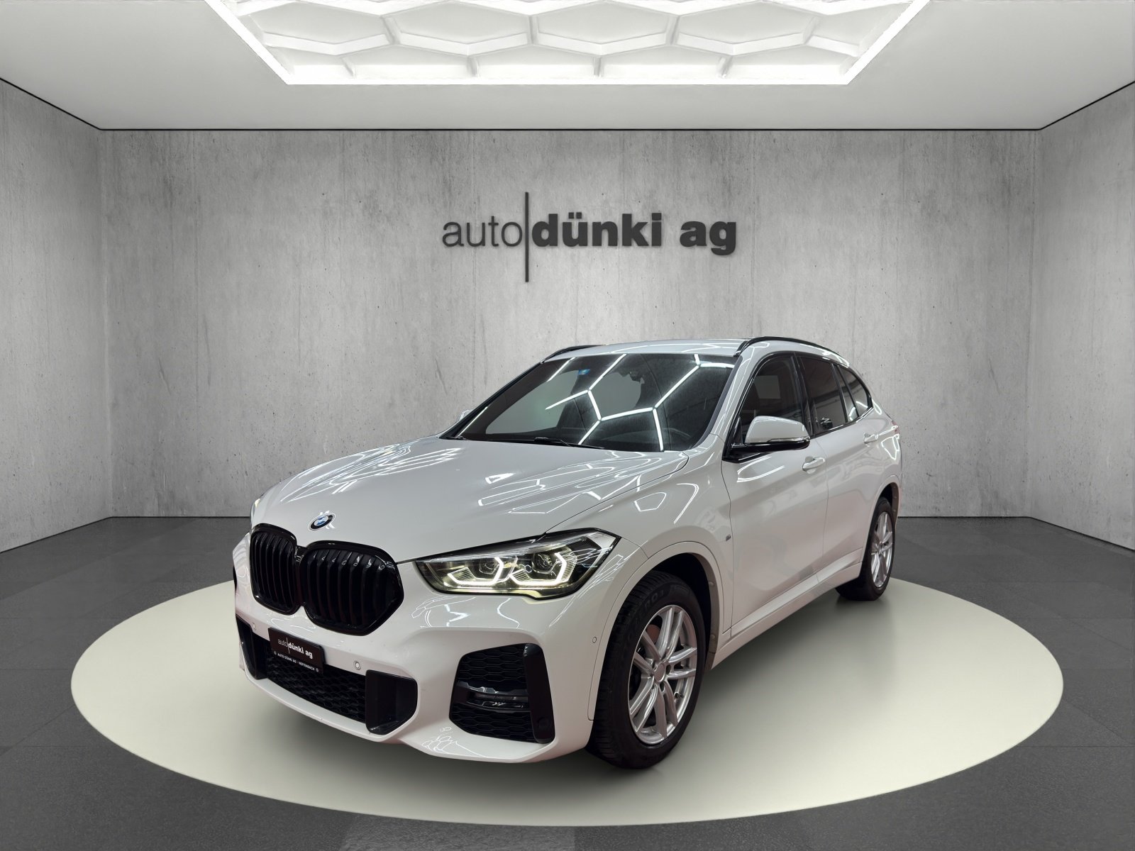 BMW X1 18d Essential Edition Steptronic