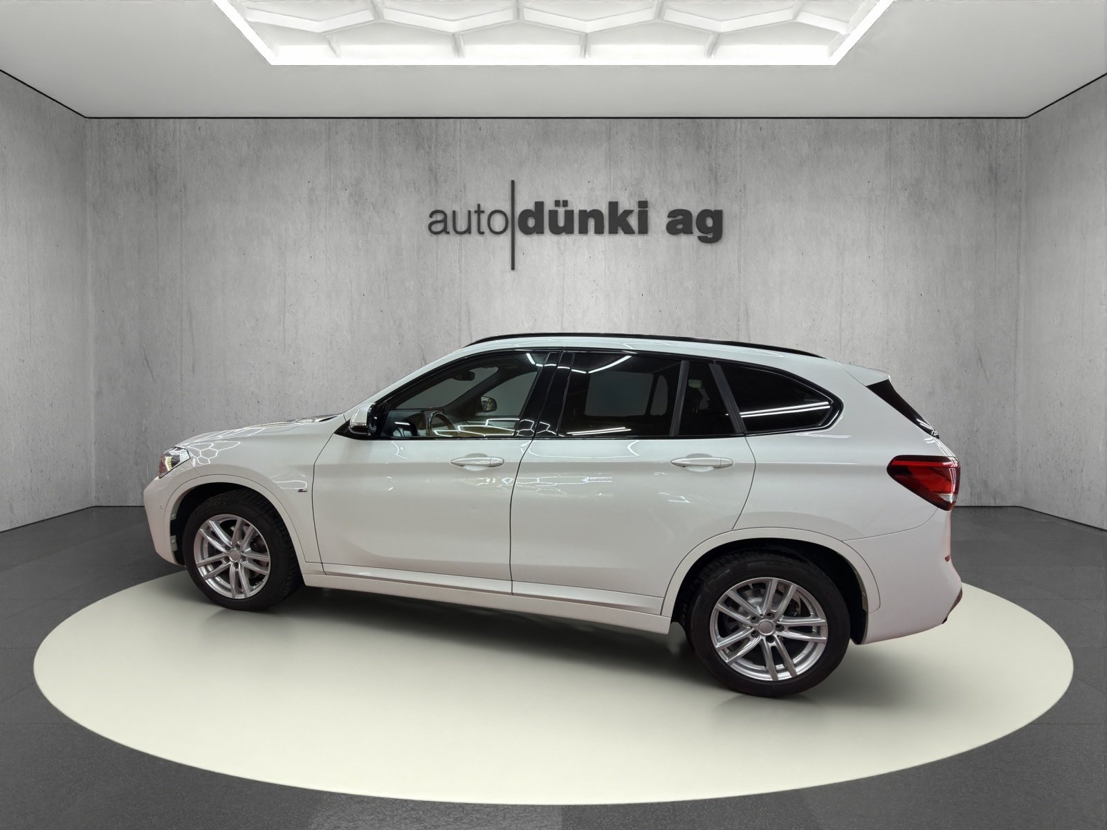 BMW X1 18d Essential Edition Steptronic, Diesel, Occasion / Utilisé, Automatique - 2