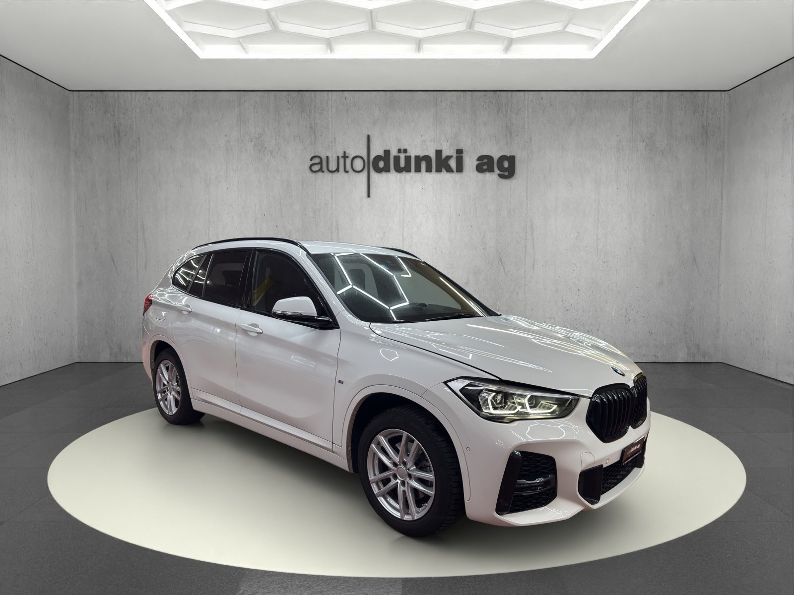 BMW X1 18d Essential Edition Steptronic, Diesel, Occasion / Utilisé, Automatique - 6