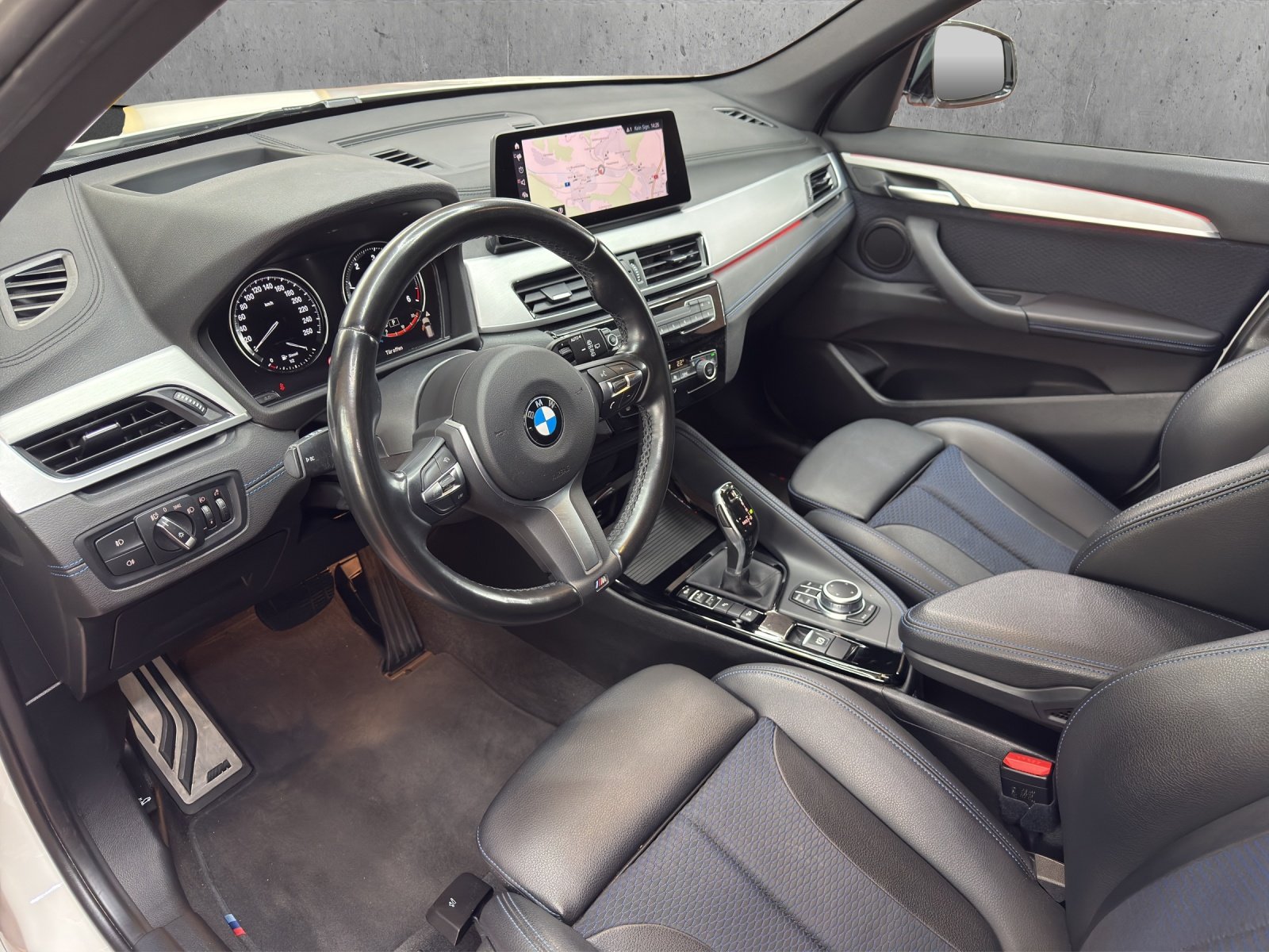 BMW X1 18d Essential Edition Steptronic, Diesel, Occasion / Utilisé, Automatique - 7