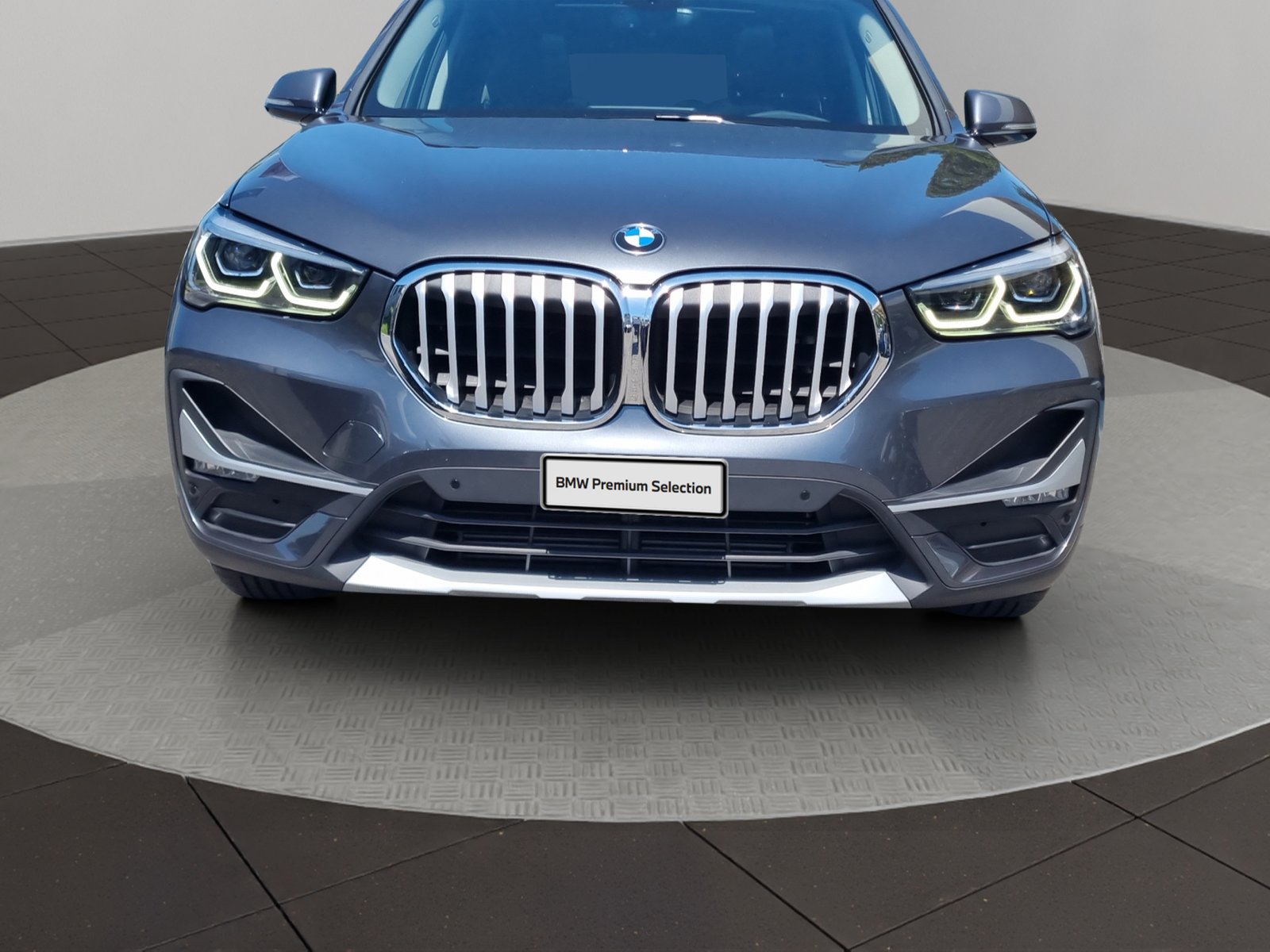 BMW X1 25e xLine Steptronic, Plug-in-Hybrid Benzin/Elektro, Occasion / Gebraucht, Automatik - 2
