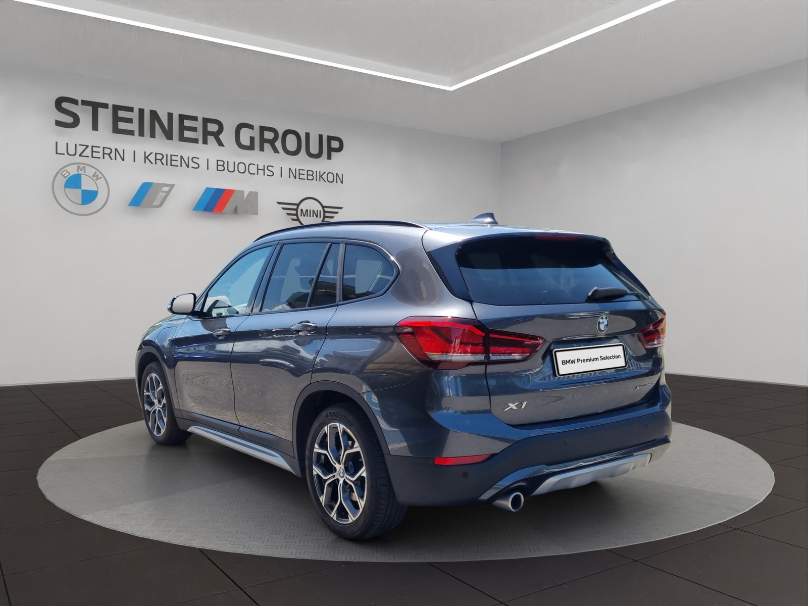 BMW X1 25e xLine Steptronic, Plug-in-Hybrid Benzin/Elektro, Occasion / Gebraucht, Automatik - 7