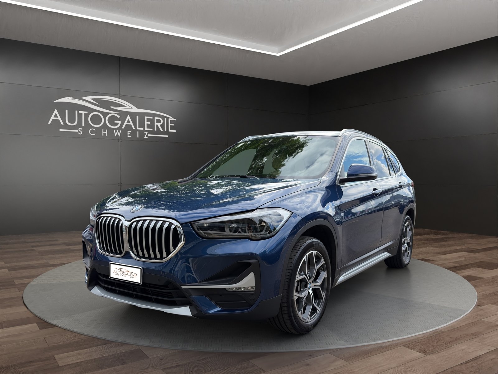 BMW X1 20d xLine CH Gratis Service Navi Plus LED
