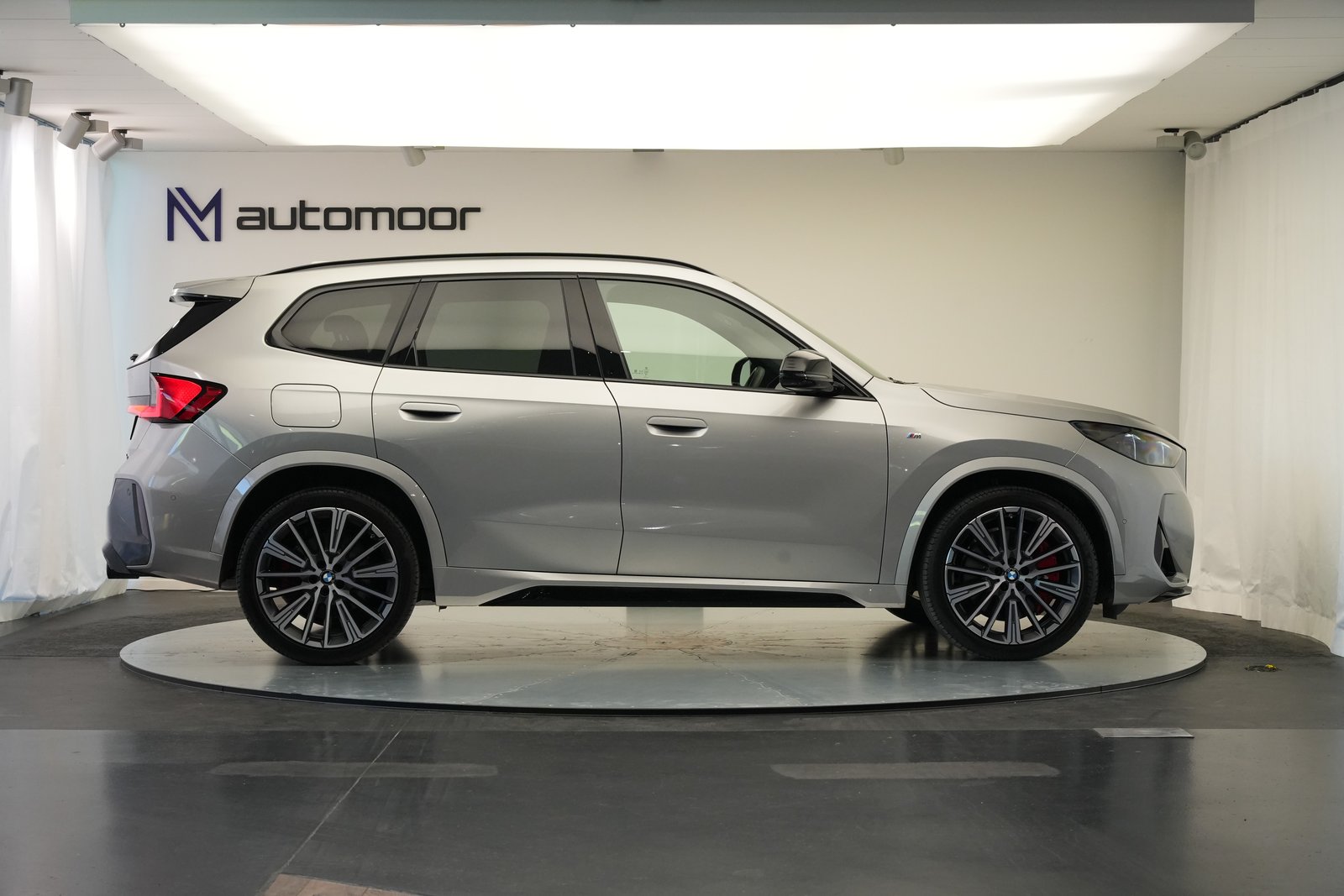 BMW X1 M35i *CH-Fahrzeug* *M Sportsitze*, Petrol, Second hand / Used, Automatic - 4
