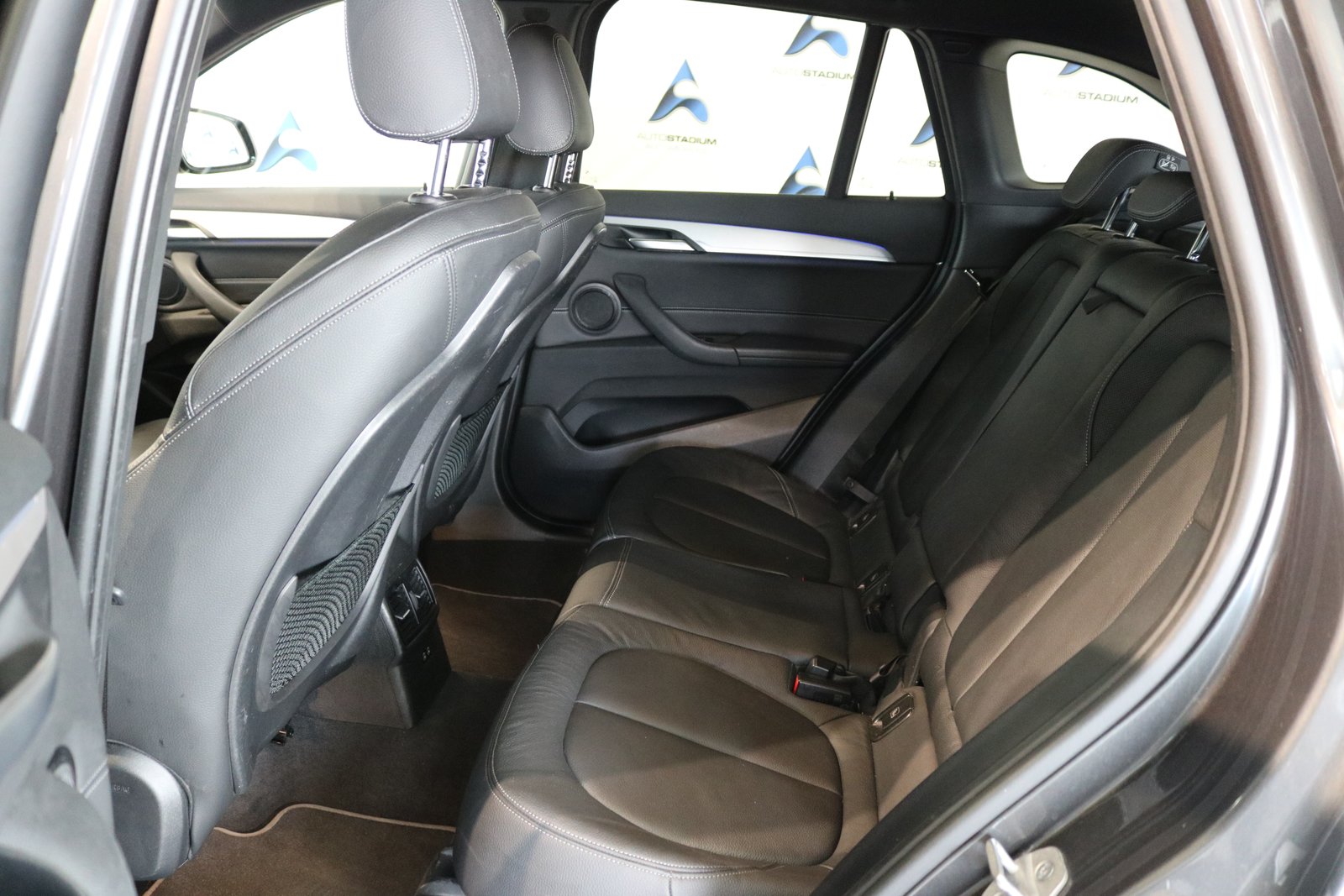 BMW X1 20d Sport Line Steptronic, Diesel, Occasion / Gebraucht, Automatik - 5