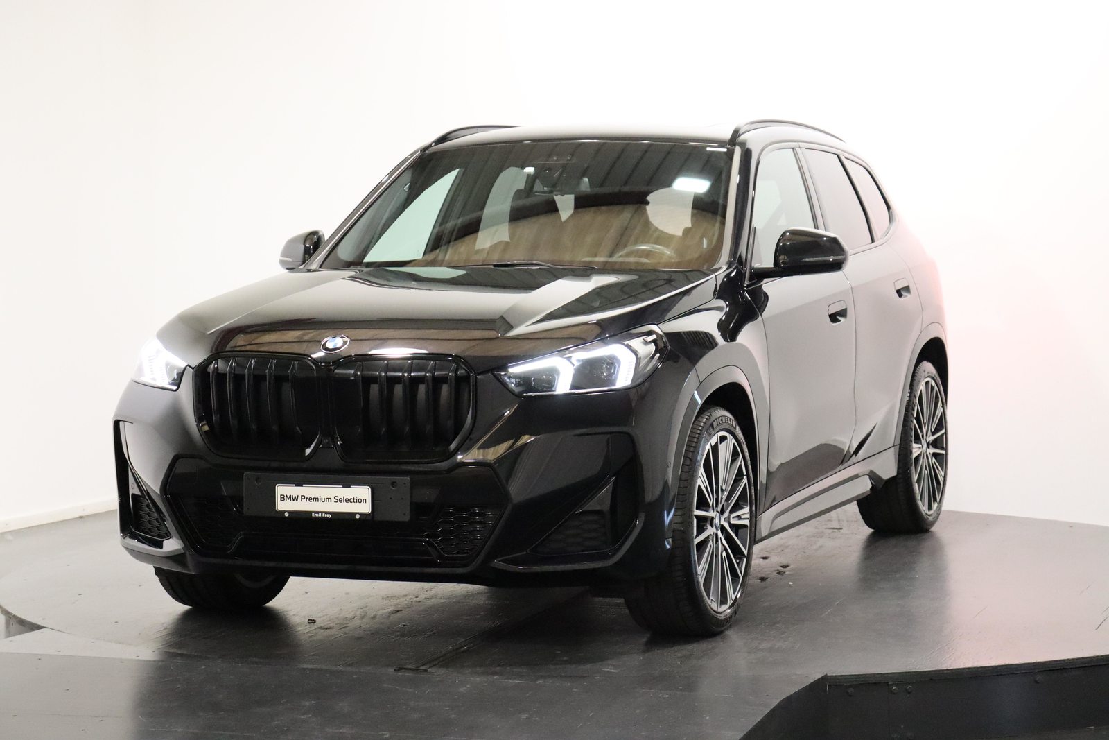 BMW X1 20i sDrive paddles