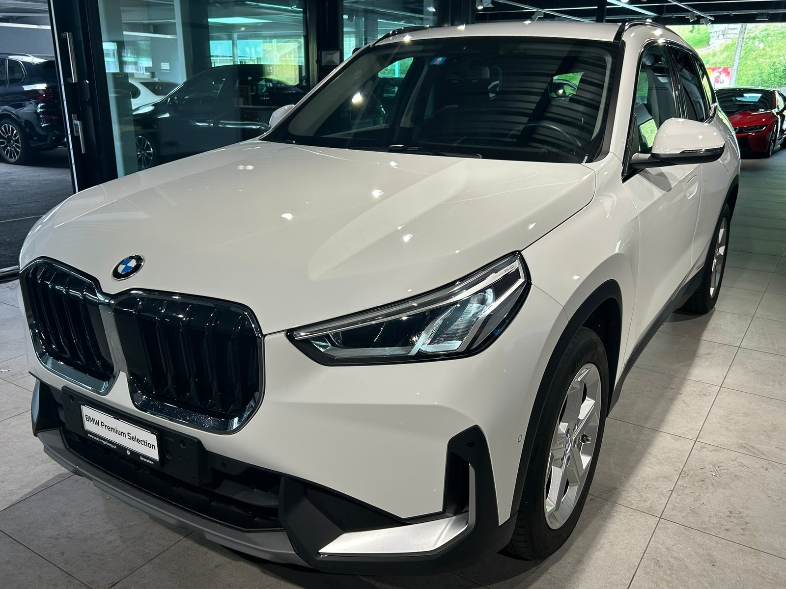 BMW X1 sDrive 18i, Benzin, Occasion / Gebraucht, Automatik - 3