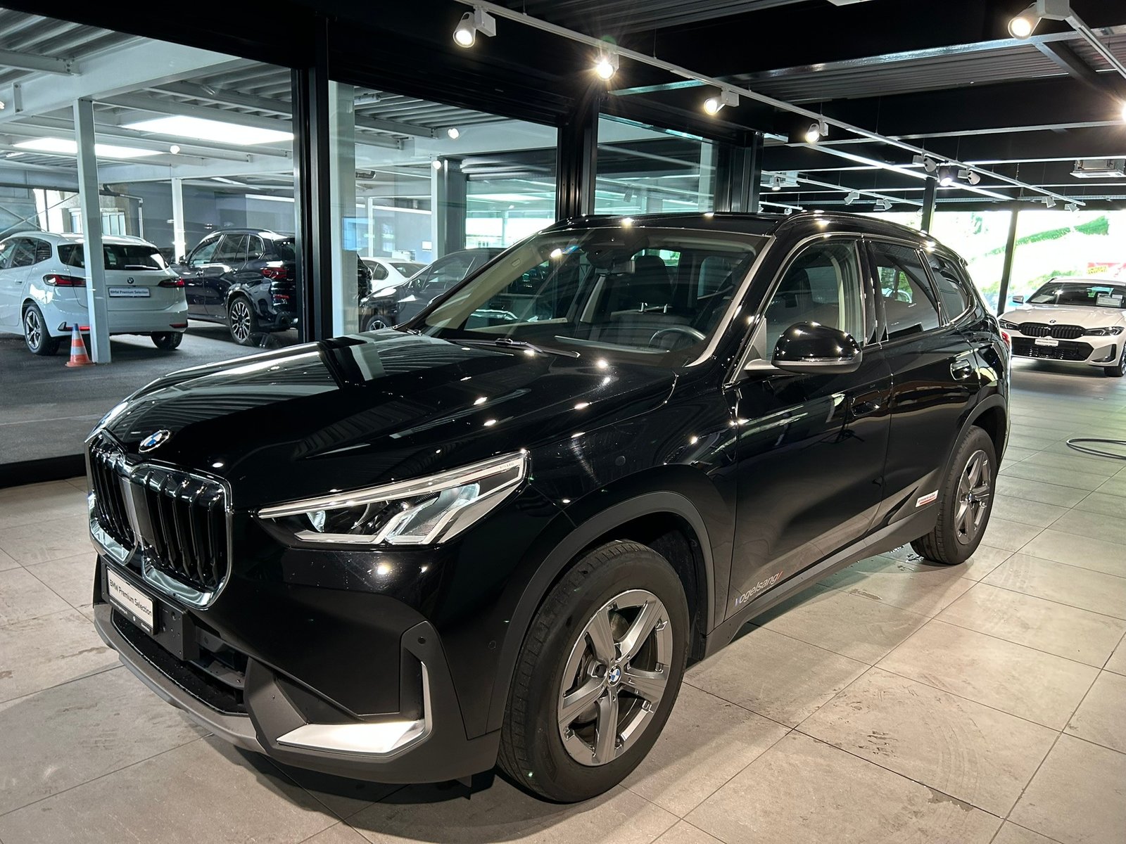 BMW X1 sDrive 18i, Benzin, Occasion / Gebraucht, Automatik - 6