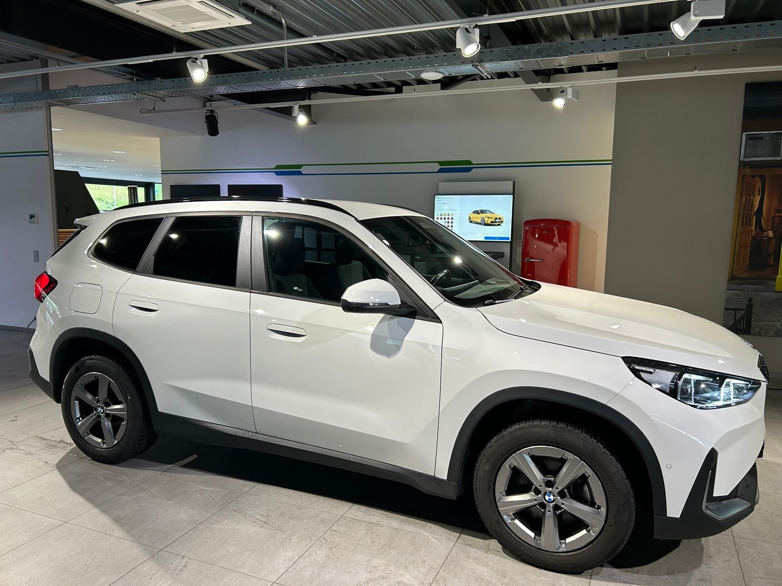 BMW X1 sDrive 18i, Benzin, Occasion / Gebraucht, Automatik - 5