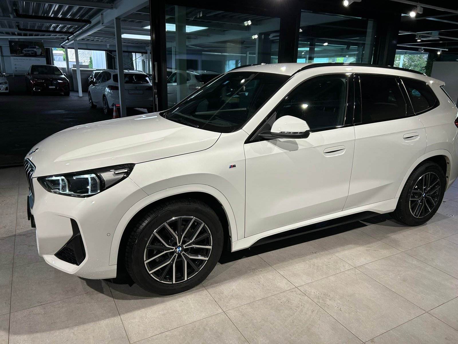 BMW X1 20d 48V M Sport, Mild-Hybrid Diesel/Elektro, Occasion / Gebraucht, Automatik - 2