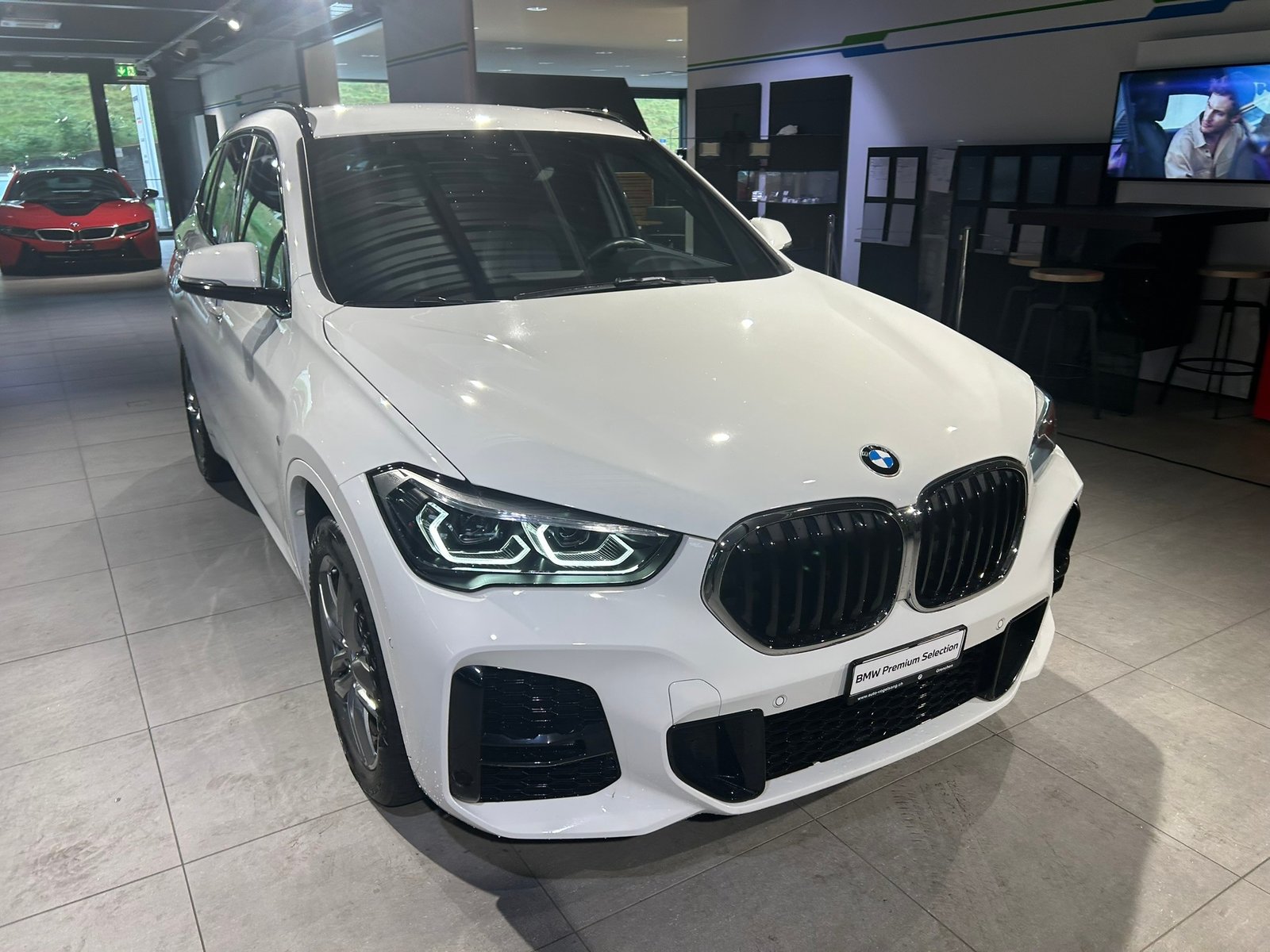 BMW X1 sDrive 18i Steptronic M Sport DSK, Benzin, Occasion / Gebraucht, Automatik - 5