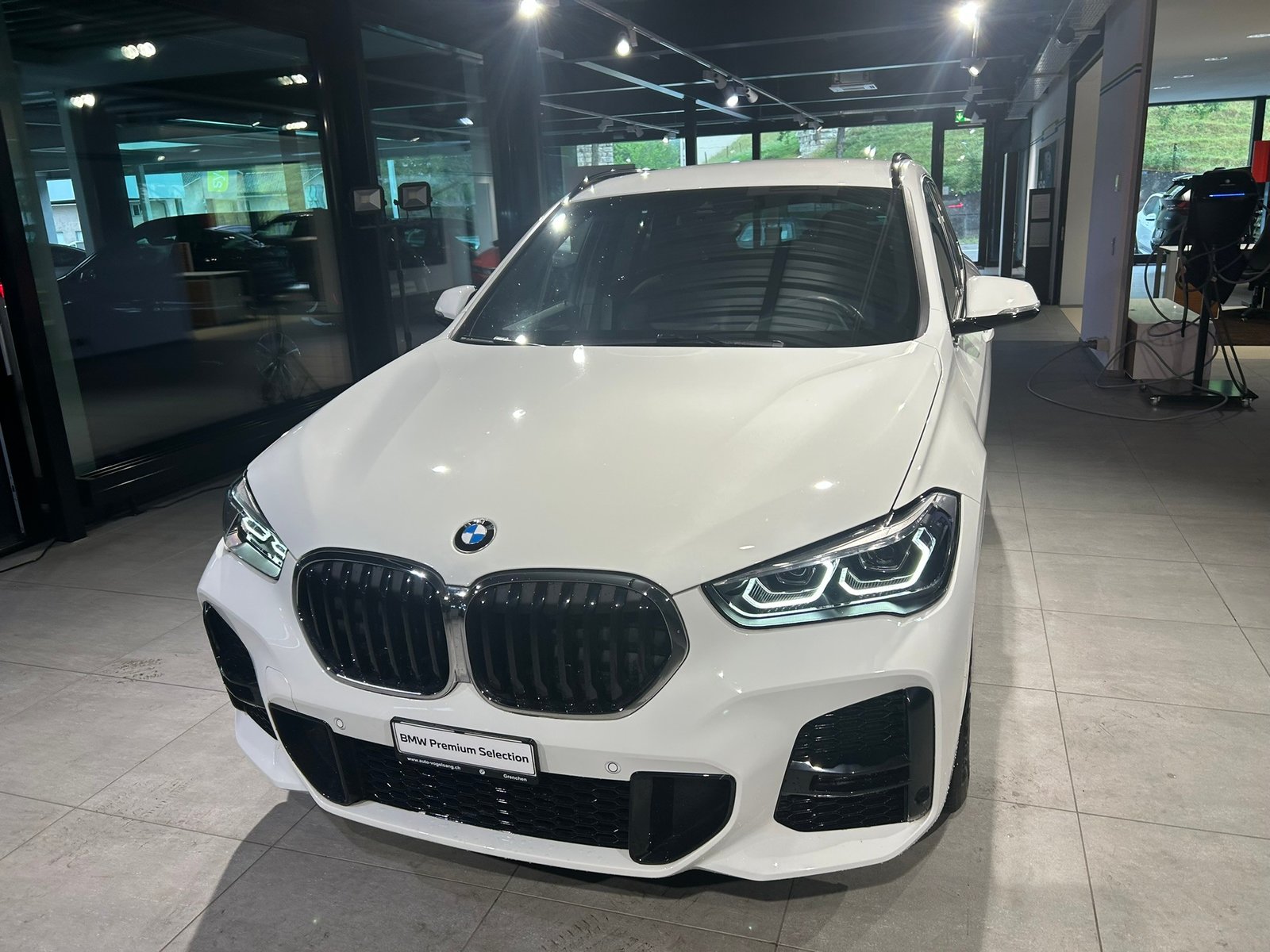 BMW X1 sDrive 18i Steptronic M Sport DSK, Benzin, Occasion / Gebraucht, Automatik - 7