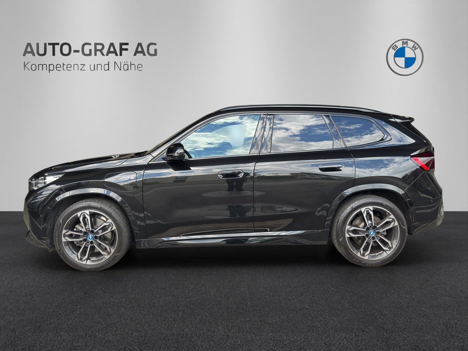BMW X1 30e M Sport xDrive paddles, Plug-in-Hybrid Benzin/Elektro, Occasion / Gebraucht, Automatik - 2