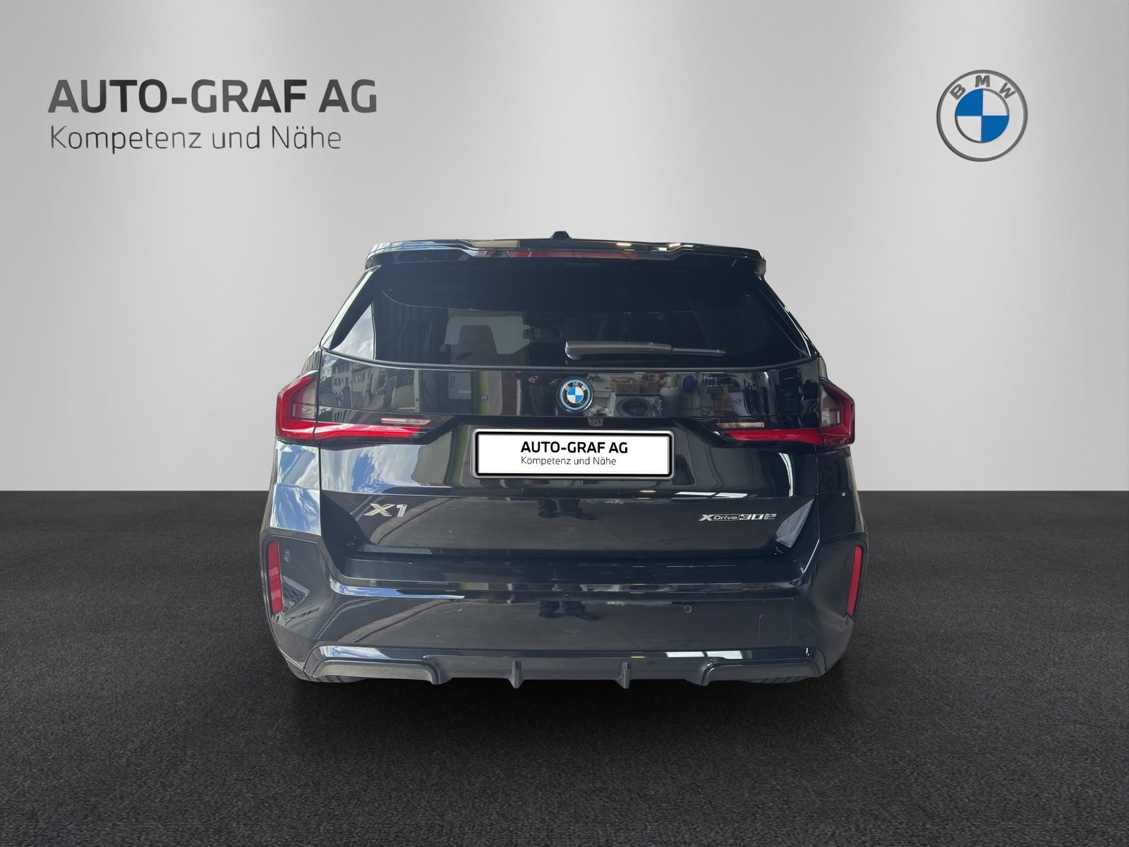 BMW X1 30e M Sport xDrive paddles, Plug-in-Hybrid Benzin/Elektro, Occasion / Gebraucht, Automatik - 4