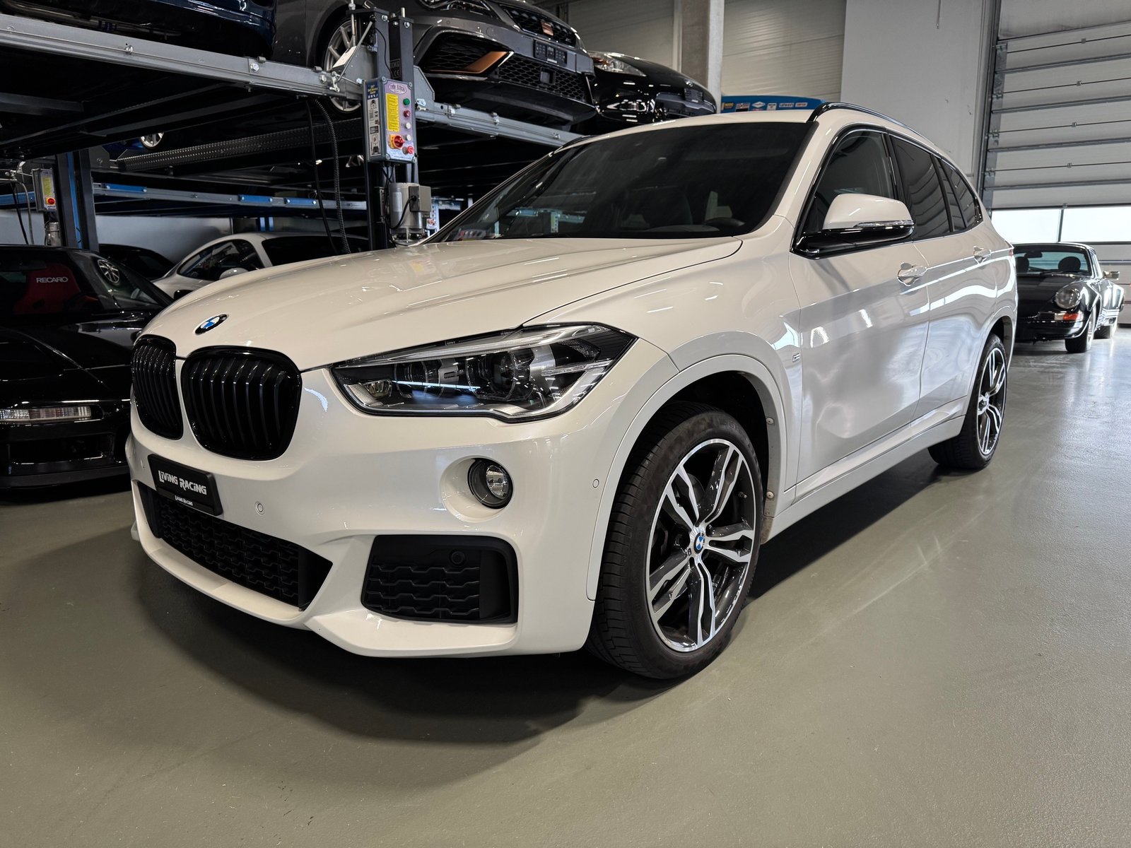 BMW X1 25i M Sport Steptronic, Benzin, Occasion / Gebraucht, Automatik - 2