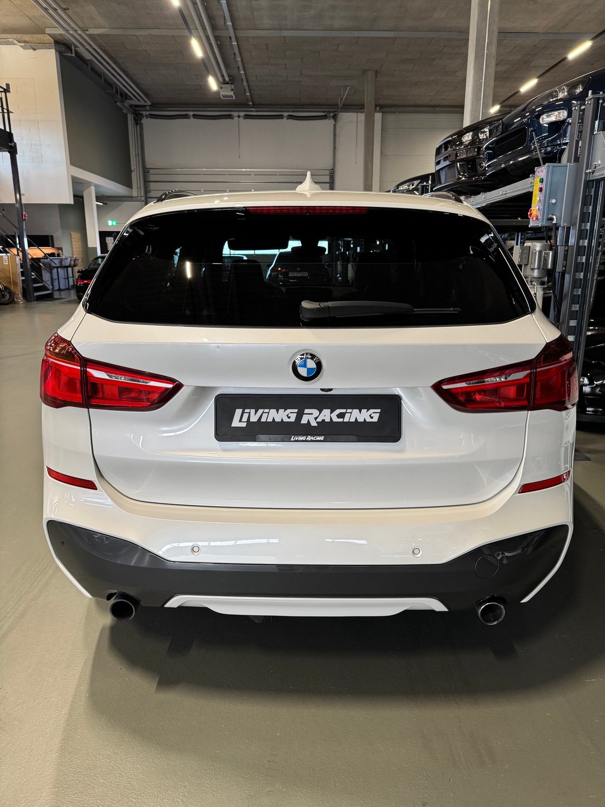 BMW X1 25i M Sport Steptronic, Benzin, Occasion / Gebraucht, Automatik - 4