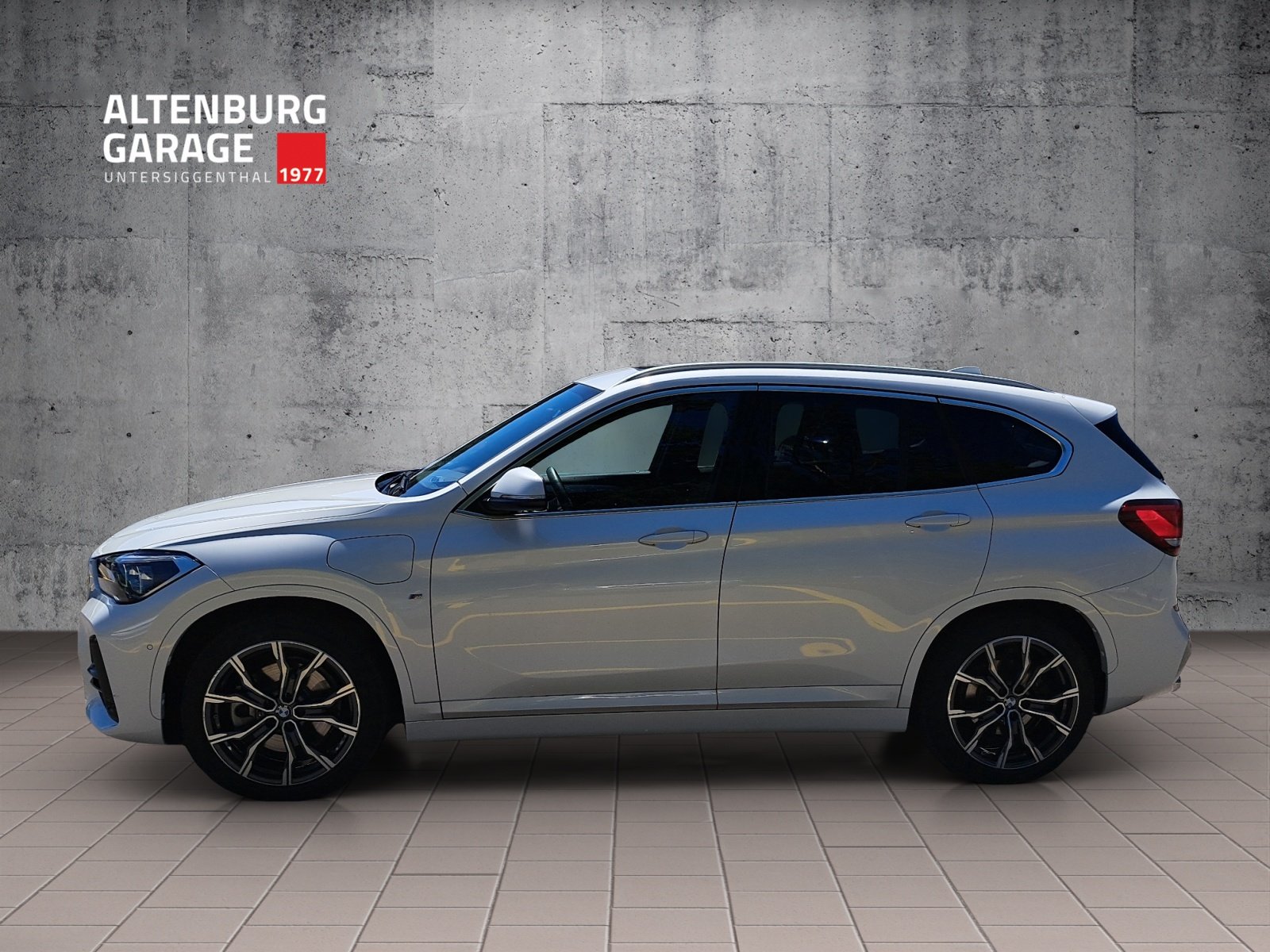 BMW X1 25e Pack M-Sport, Plug-in-Hybrid Benzin/Elektro, Occasion / Gebraucht, Automatik - 2