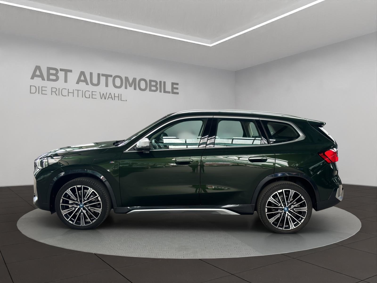 BMW X1 30e xDrive, Plug-in-Hybrid Benzin/Elektro, Occasion / Gebraucht, Automatik - 4