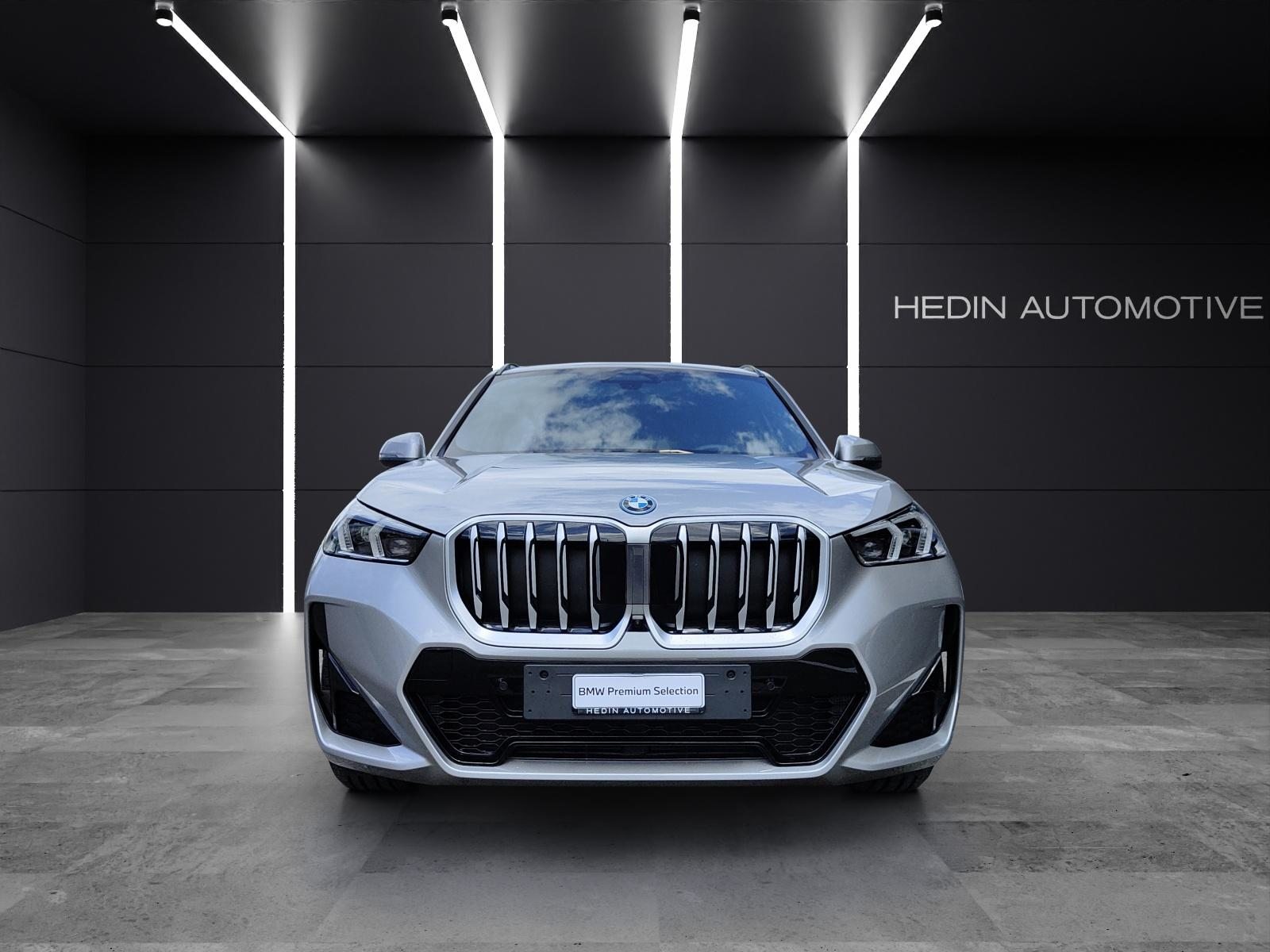 BMW X1 30e xDrive paddles, Plug-in-Hybrid Benzin/Elektro, Occasion / Gebraucht, Automatik - 3