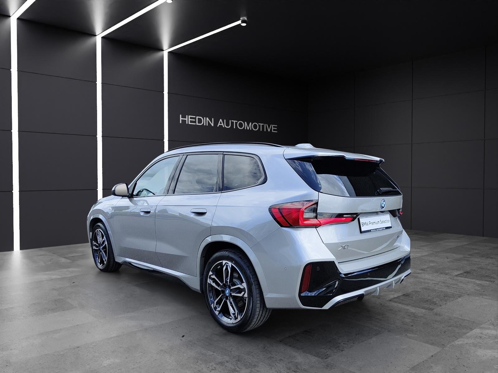 BMW X1 30e xDrive paddles, Plug-in-Hybrid Benzin/Elektro, Occasion / Gebraucht, Automatik - 4